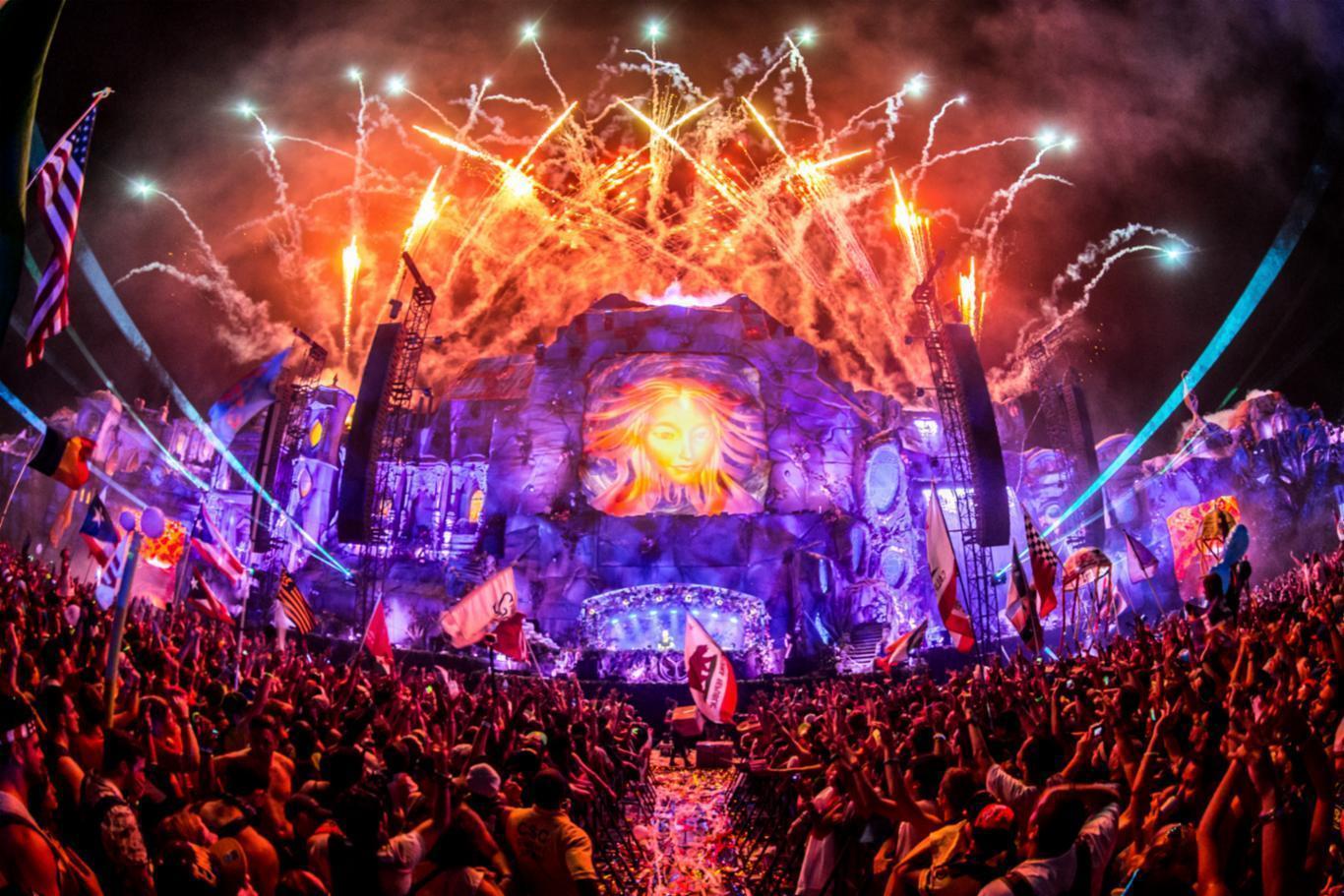 Watch Q Dance&;s Ultimate End Show At Mysteryland 2016