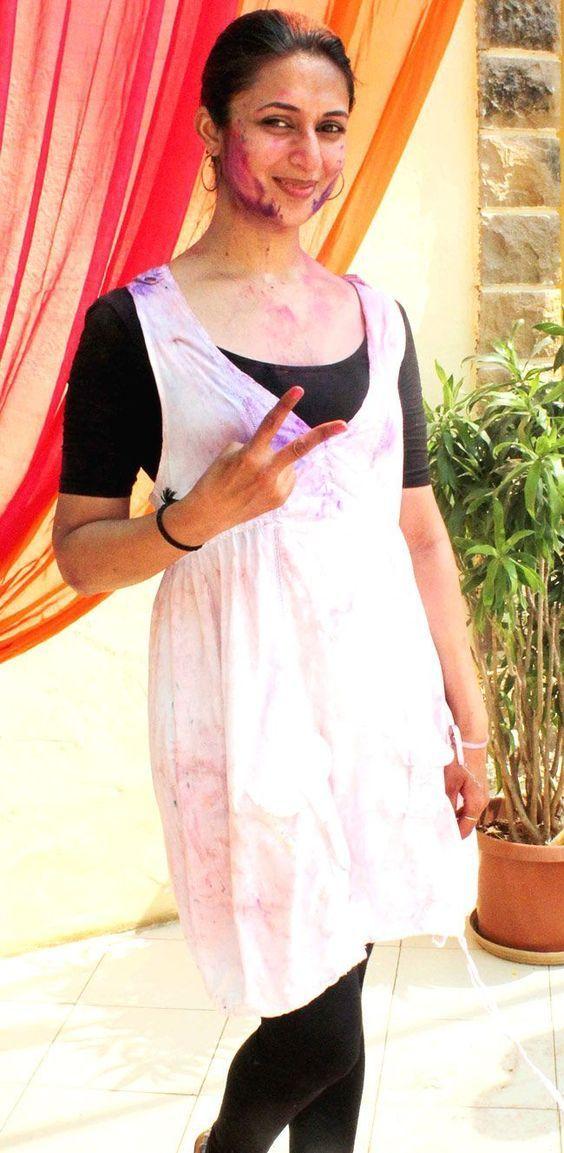 ZARAH******* Visit us /zarahclothing