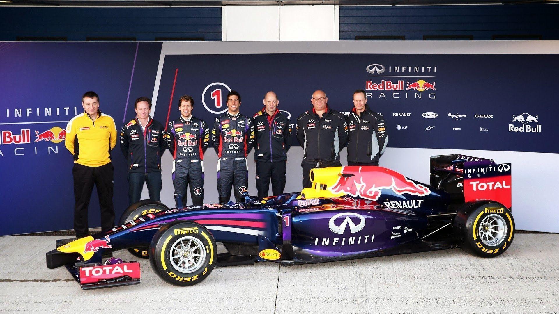 Red Bull RB10 F1 car launch picture