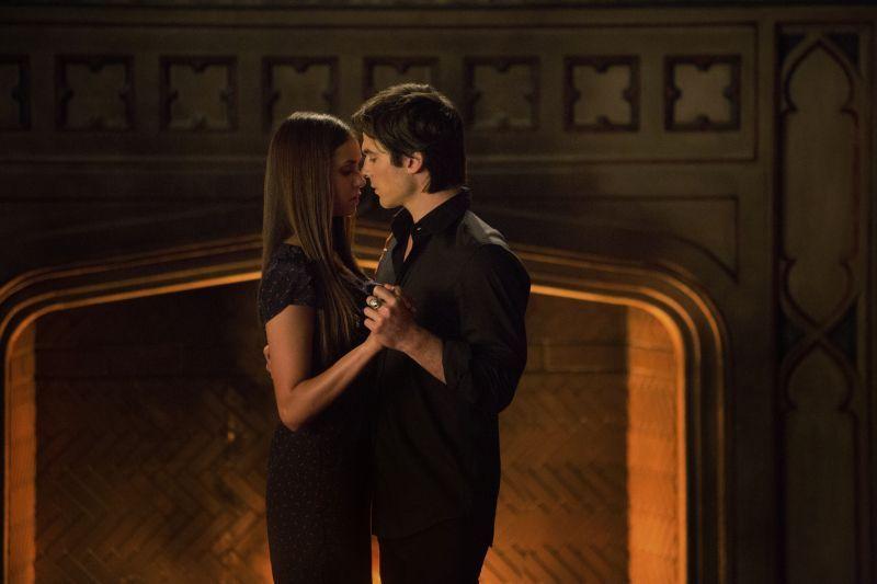 The Vampire Diaries: 5 Iconic Damon and Elena moments