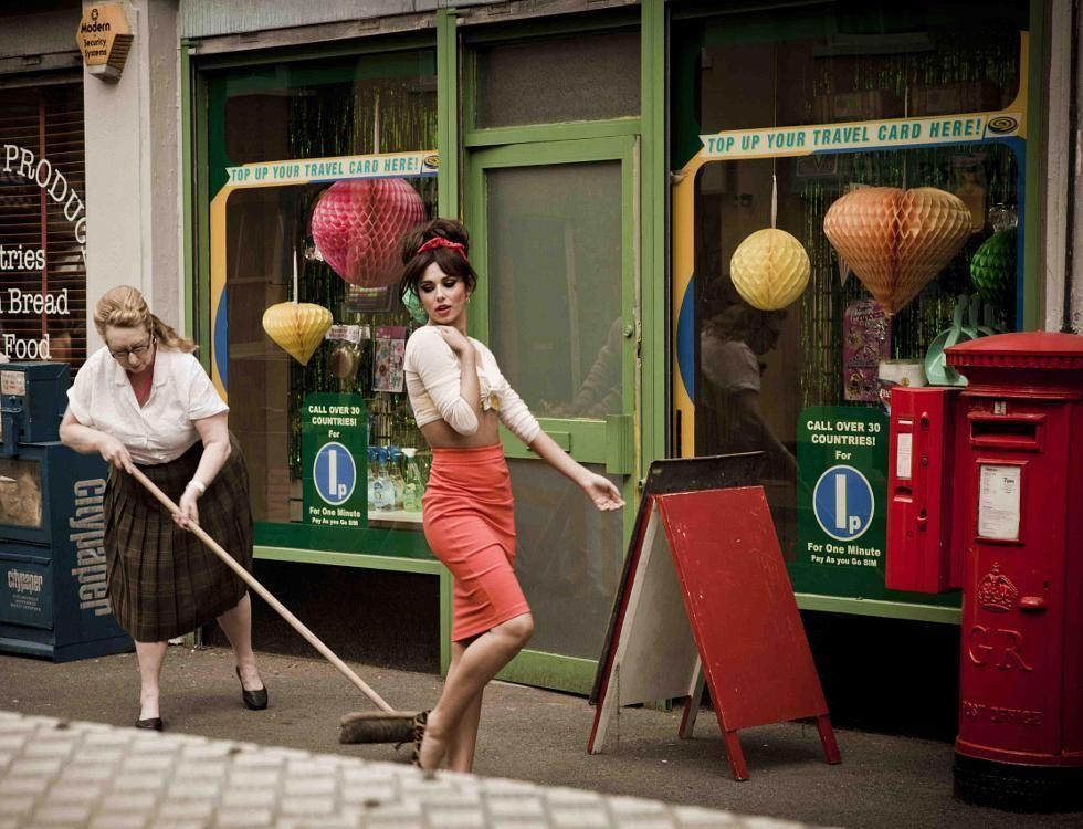 Music: Cheryl Cole &;Under The Sun&; video the scenes