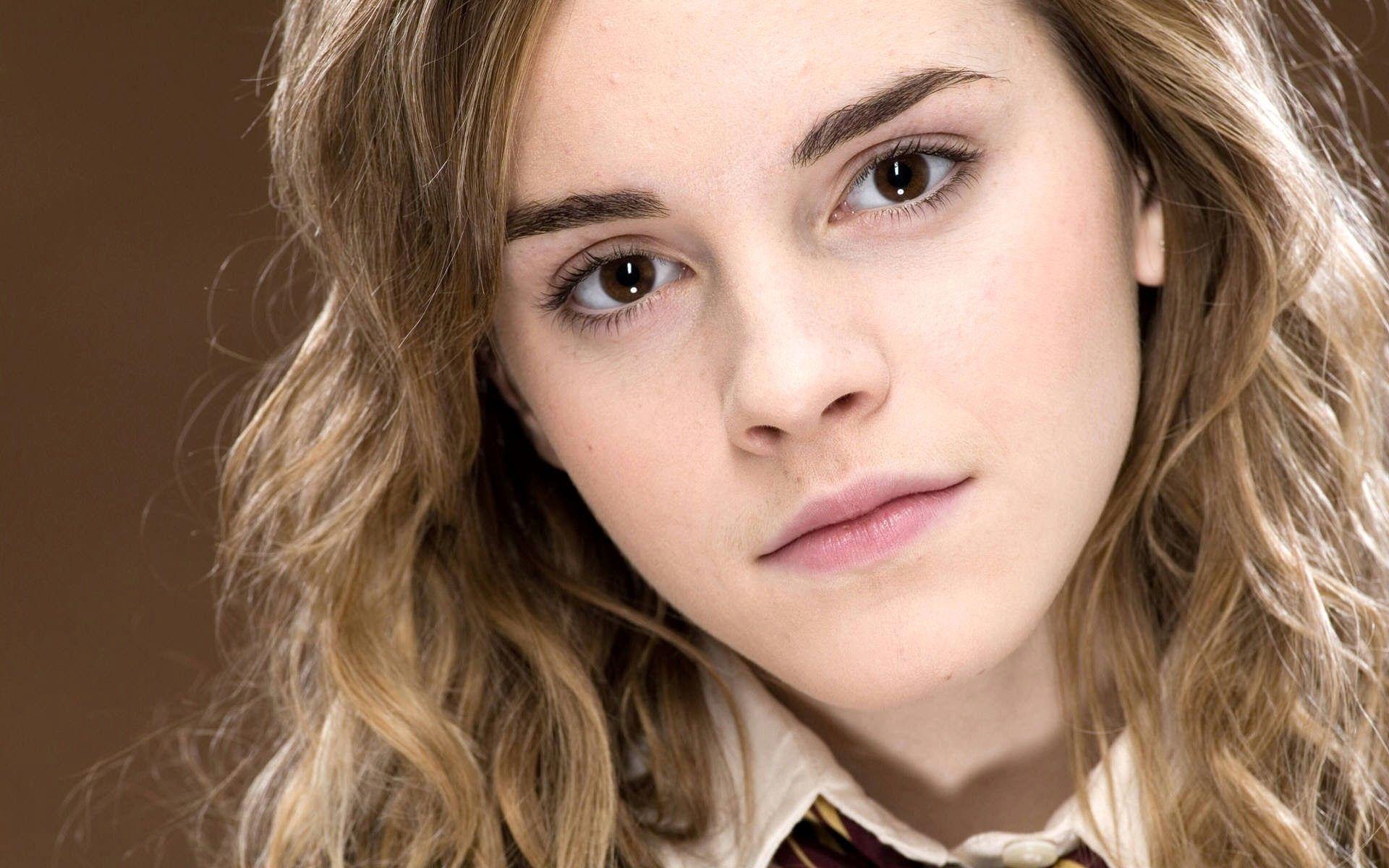 Beautiful Emma Watson High Quality Desktop Wallpaper 2016