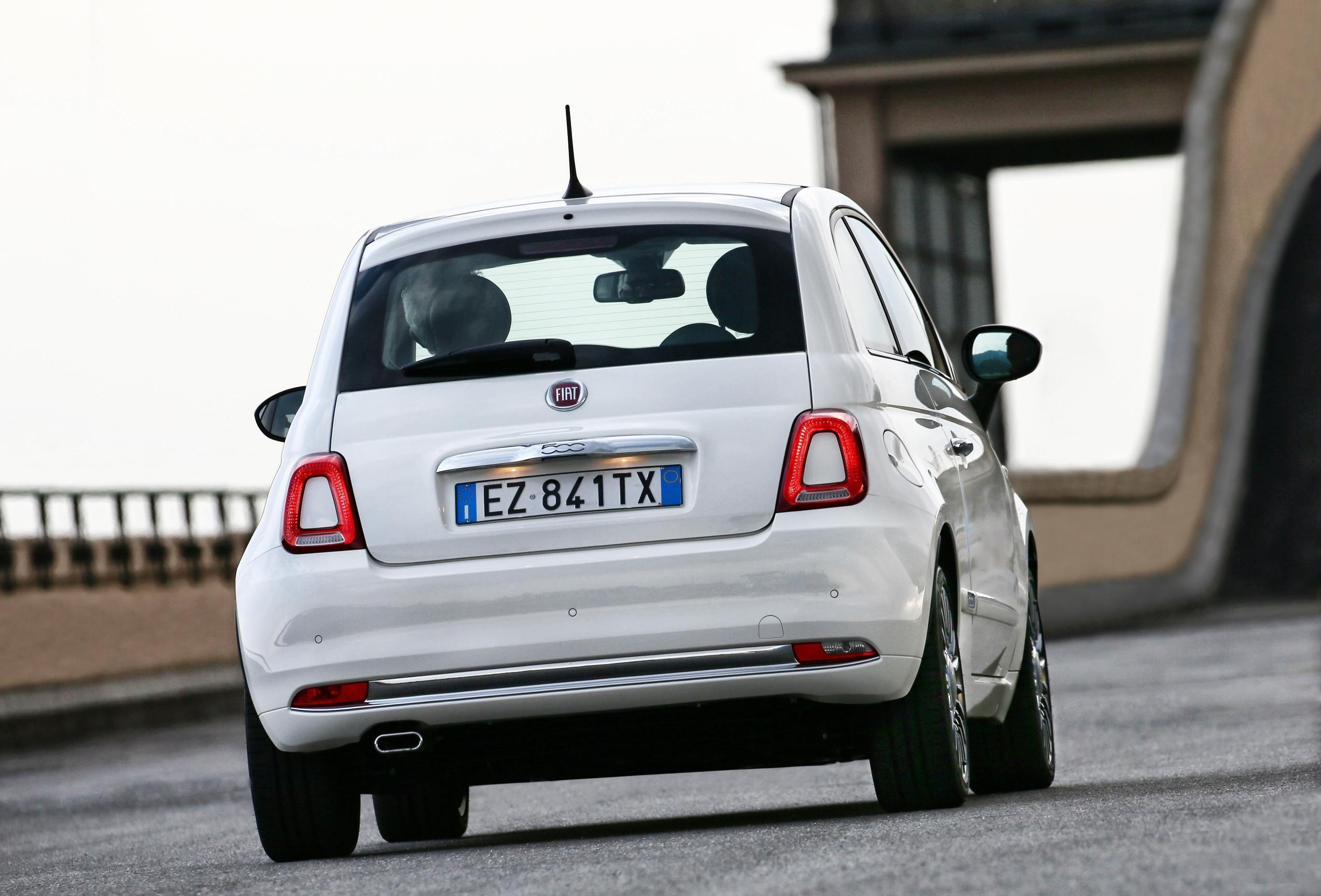 Fiat 500S Free Wallpaper