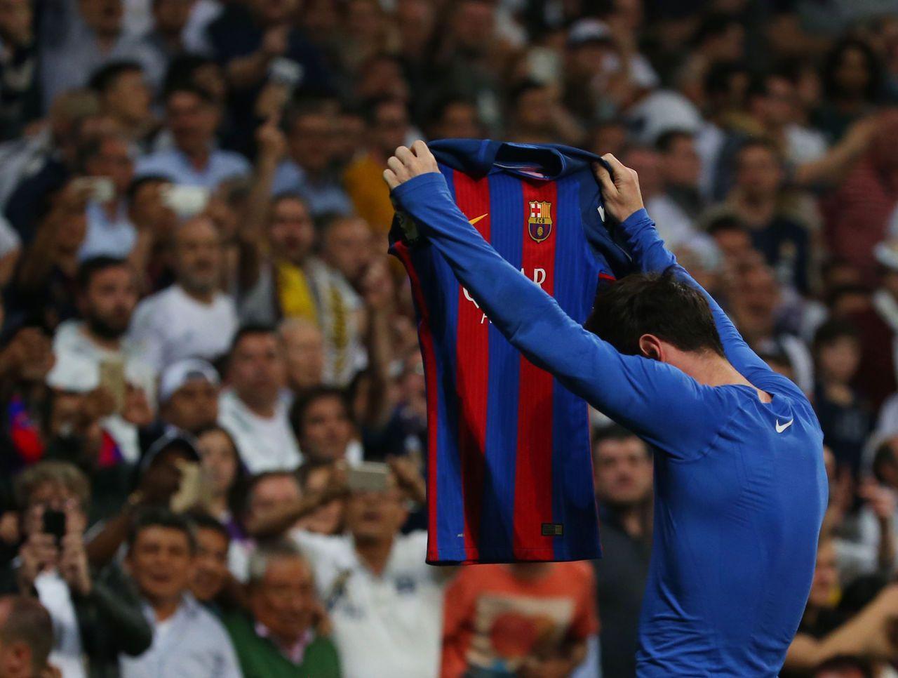 Messi Trolls Madrid Fans With Epic Celebration Of Last Gasp Winner