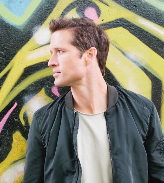 Review: Walker Hayes delights on new You Broke Up With Me best Walker Hayes image. Costco, Big country and. Hayes Wallpaper