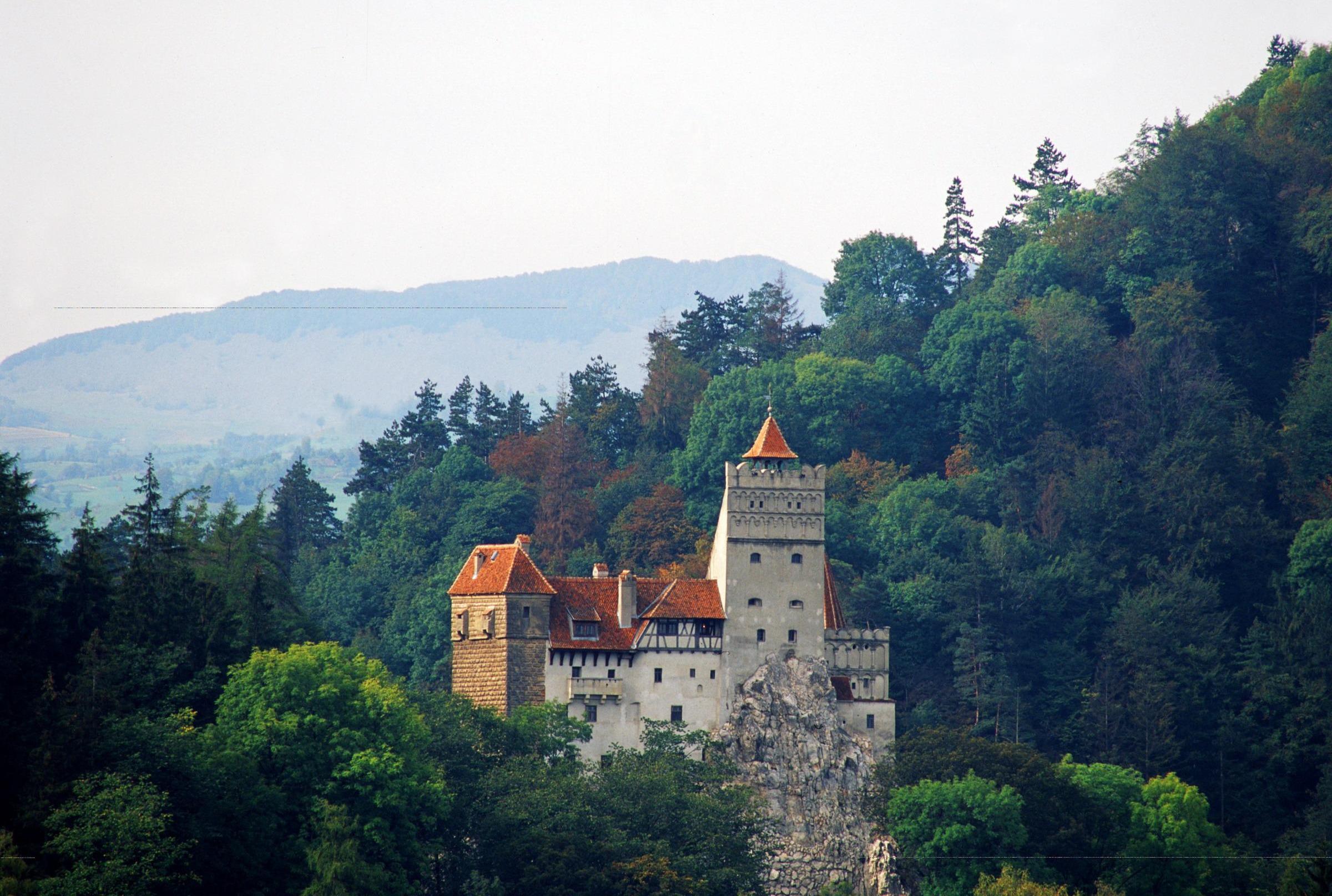Transylvania Castle Dracula Castle Dracu HD Wallpaper, Background Image