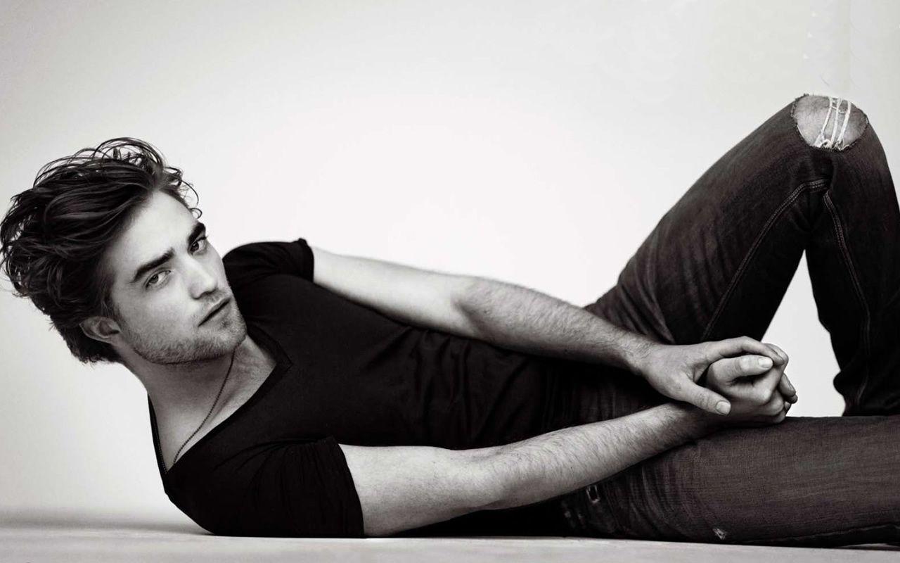 image For > Robert Pattinson Hot Wallpaper