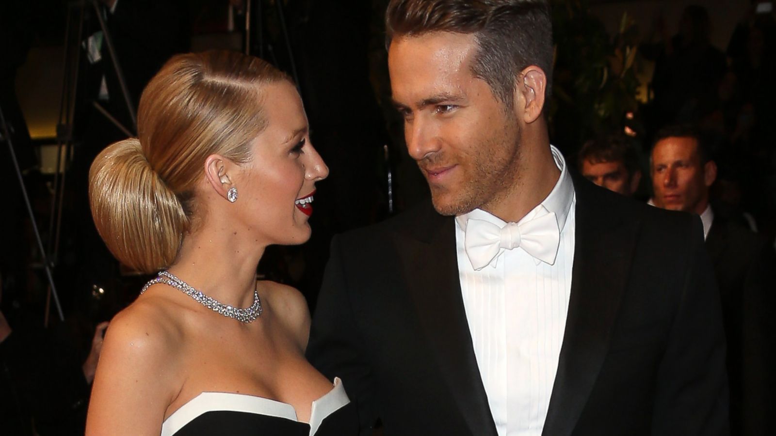 Blake Lively Pregnant: She and Husband Ryan Reynolds Expecting First Baby