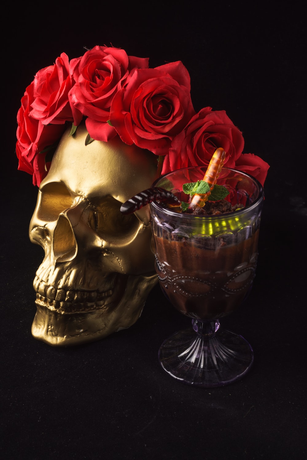 Gold Skull Picture. Download Free Image