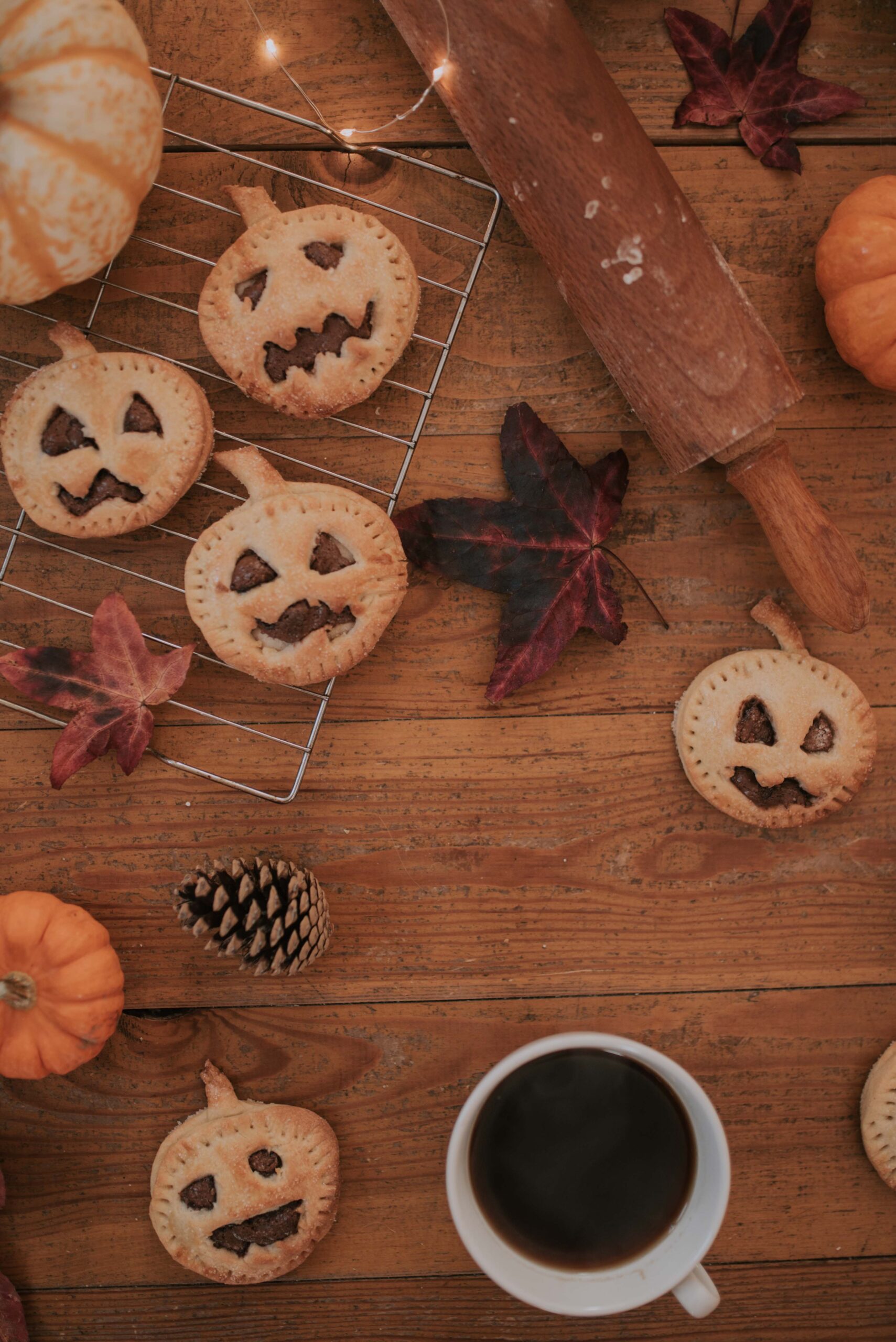 Nutella Pumpkin Cookie Pies Halloween Recipe. Paper Swans