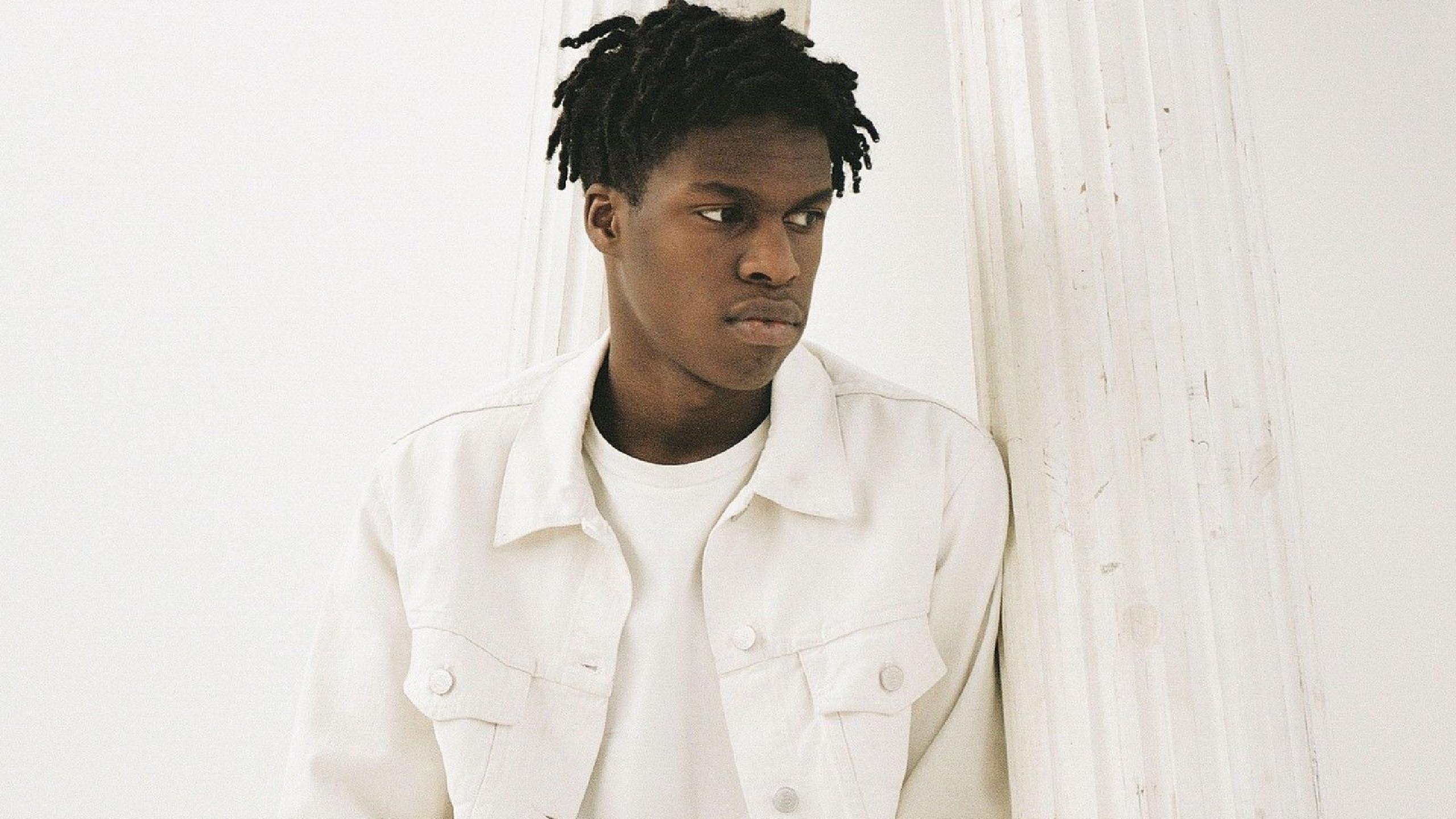 Daniel Caesar Desktop Wallpapers - Wallpaper Cave