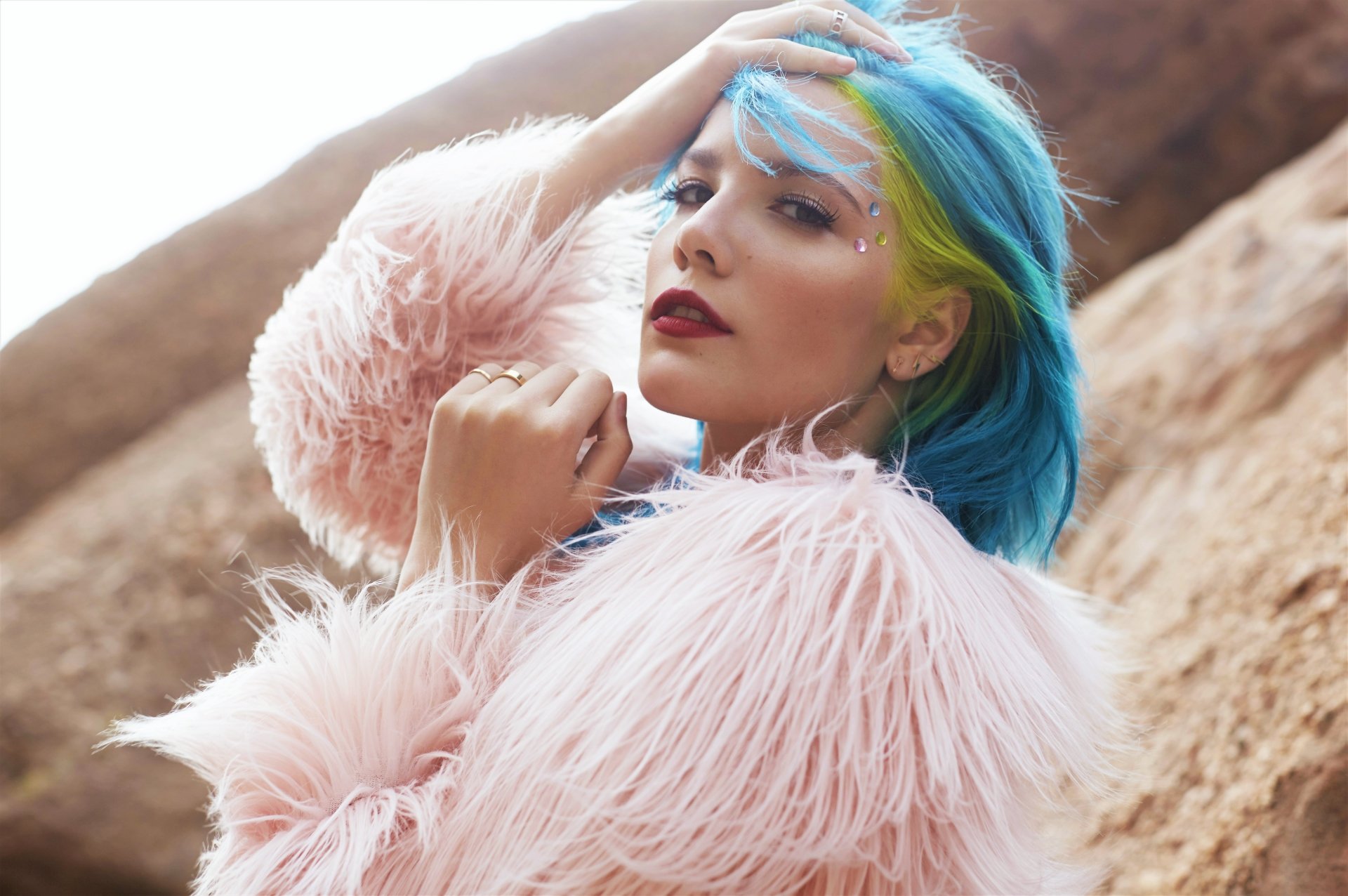 4K Ultra HD Halsey Wallpaper and Background Image