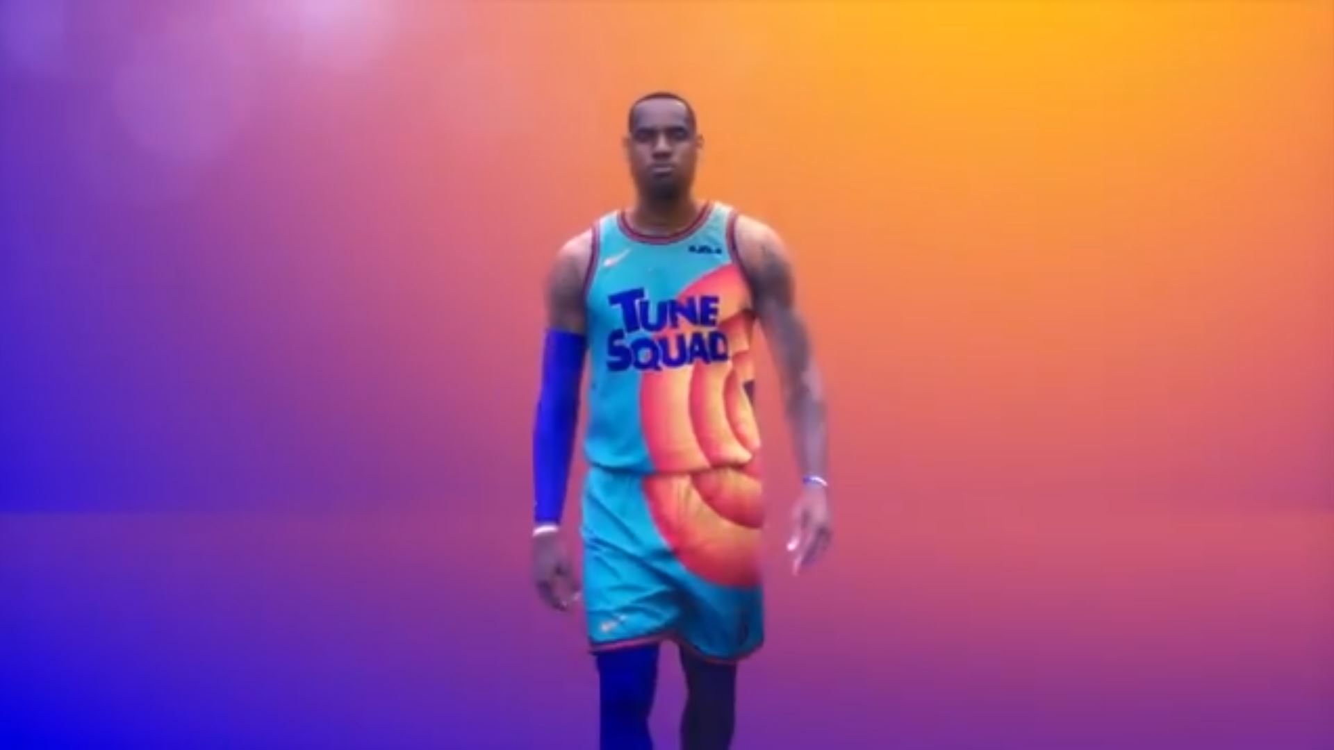 New Tune Squad 'Space Jam' Uniforms Showed Off By LeBron James Urban Twist