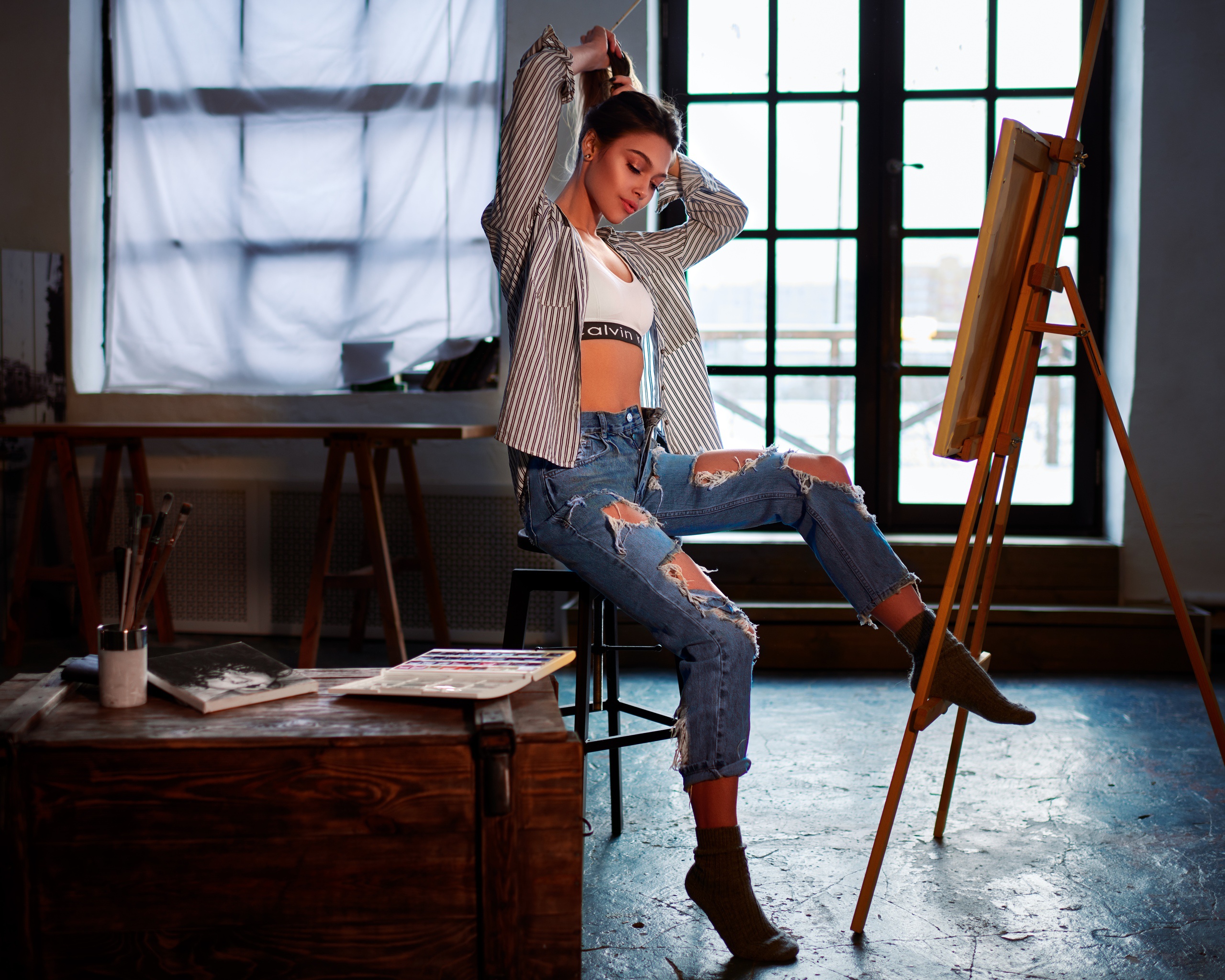 Sergey Olshevsky Anastasia Lukina Torn Jeans Women Model Women Indoors Jeans Ripped Clothes Wallpaper:2560x2048