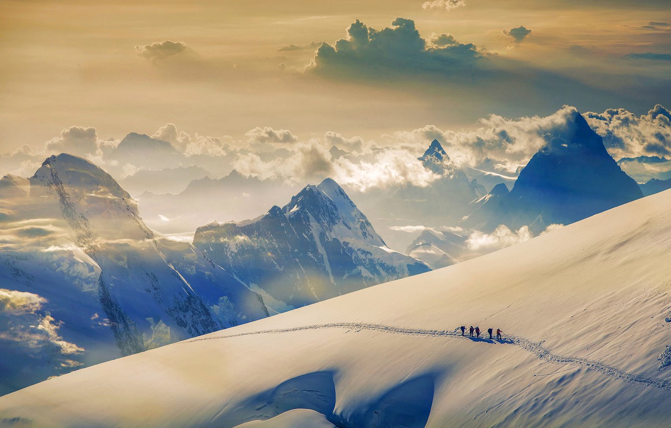 Wallpaper snow, mountain, Switzerland, climbers, Jungfrau, The Bernese Alps image for desktop, section пейзажи