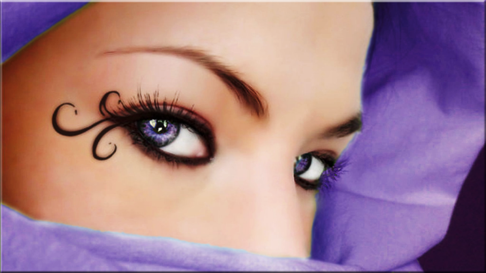 Purple Eyes Image