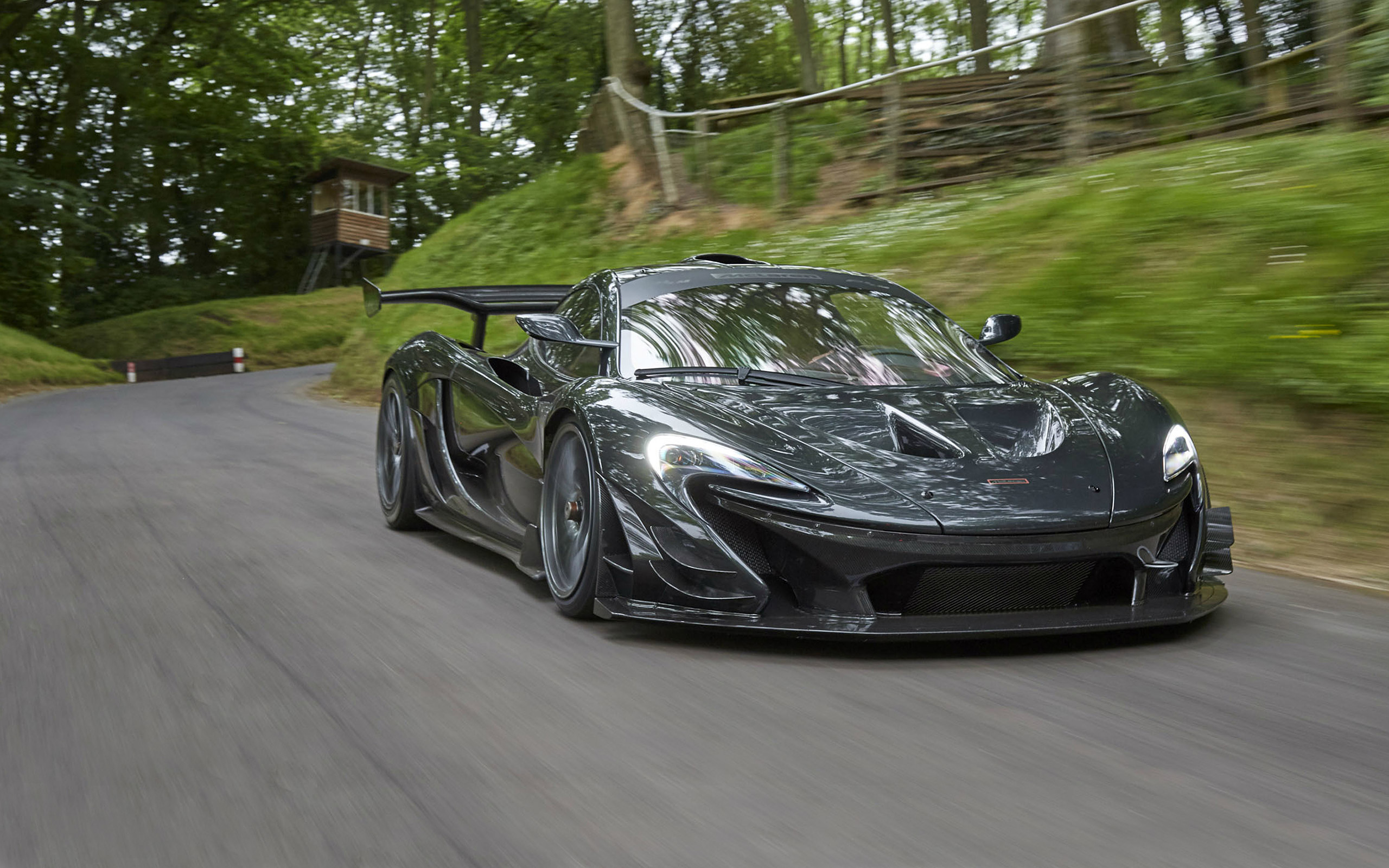 McLaren P1 LM Wallpaper