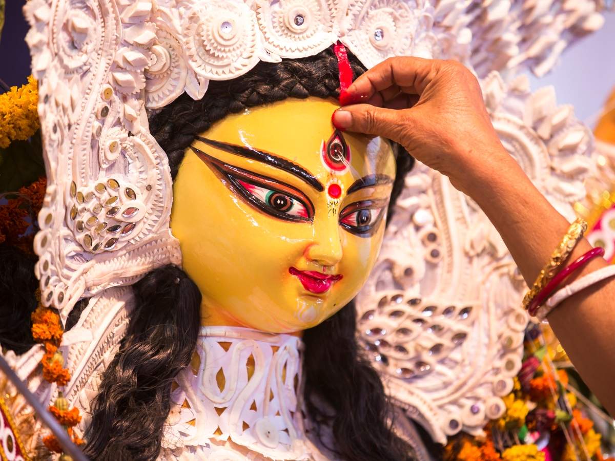 Happy Navratri 2021: Wishes, Messages, Quotes and Image to share with your family and friends of India