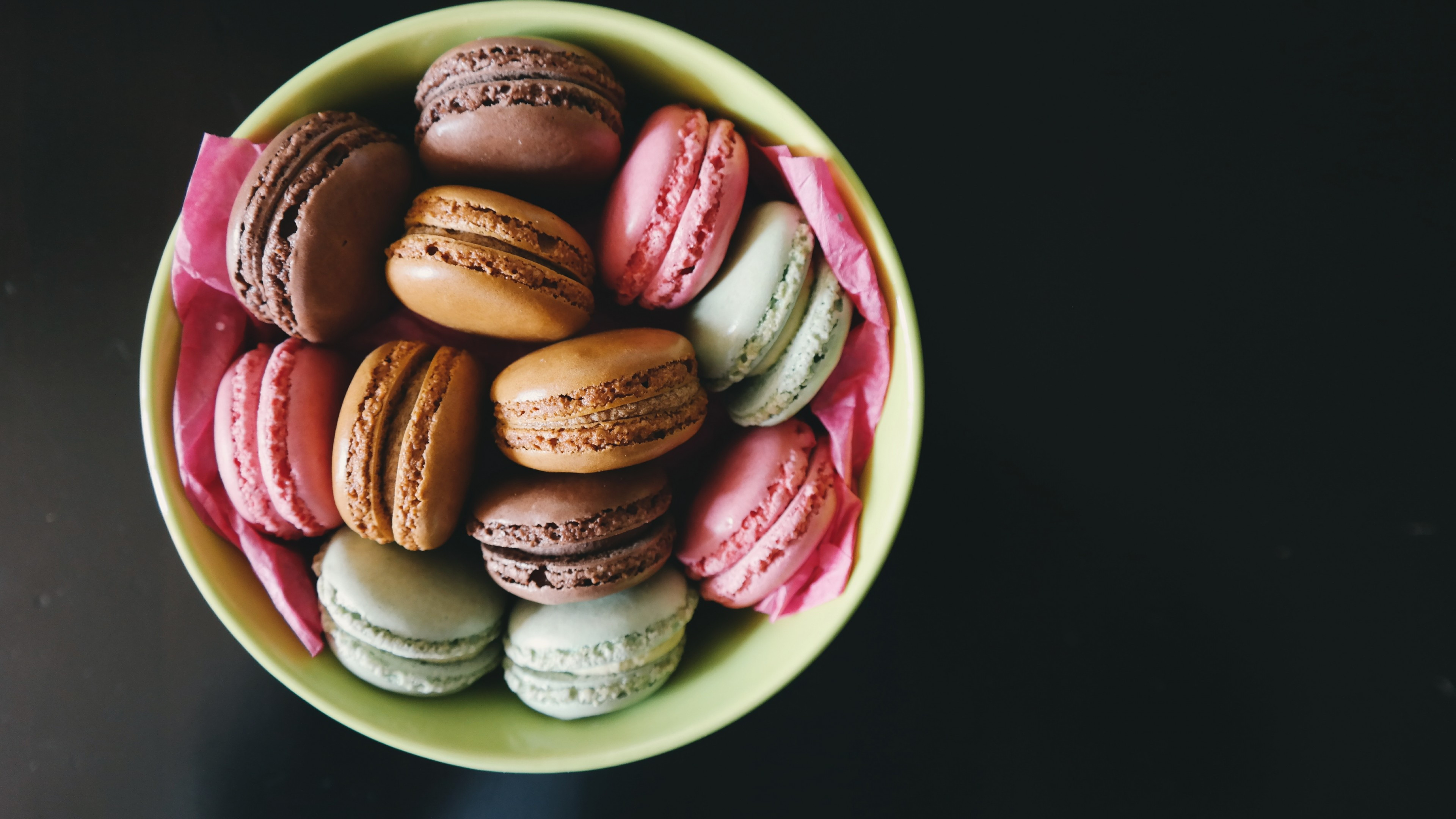 Download 3840x2160 Colorful Macarons, Bowl, Top View, Cookies Wallpaper for UHD TV