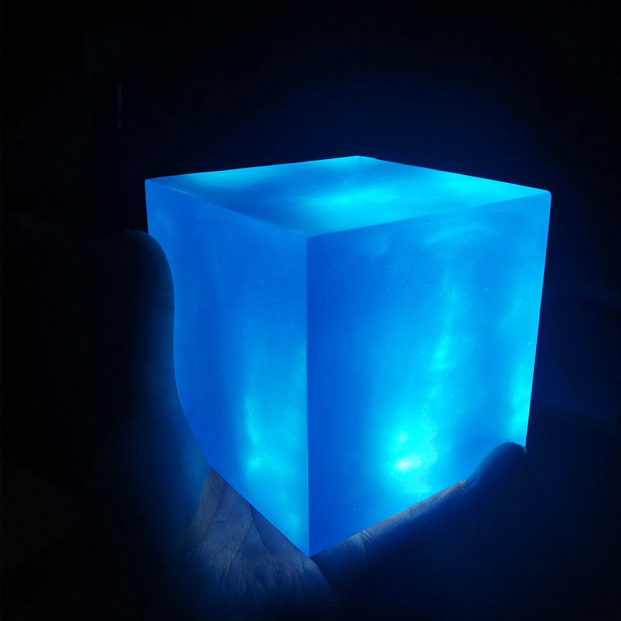 TESSERACT Cosmic Cube With LED Avengers: Endgame PropMarvel