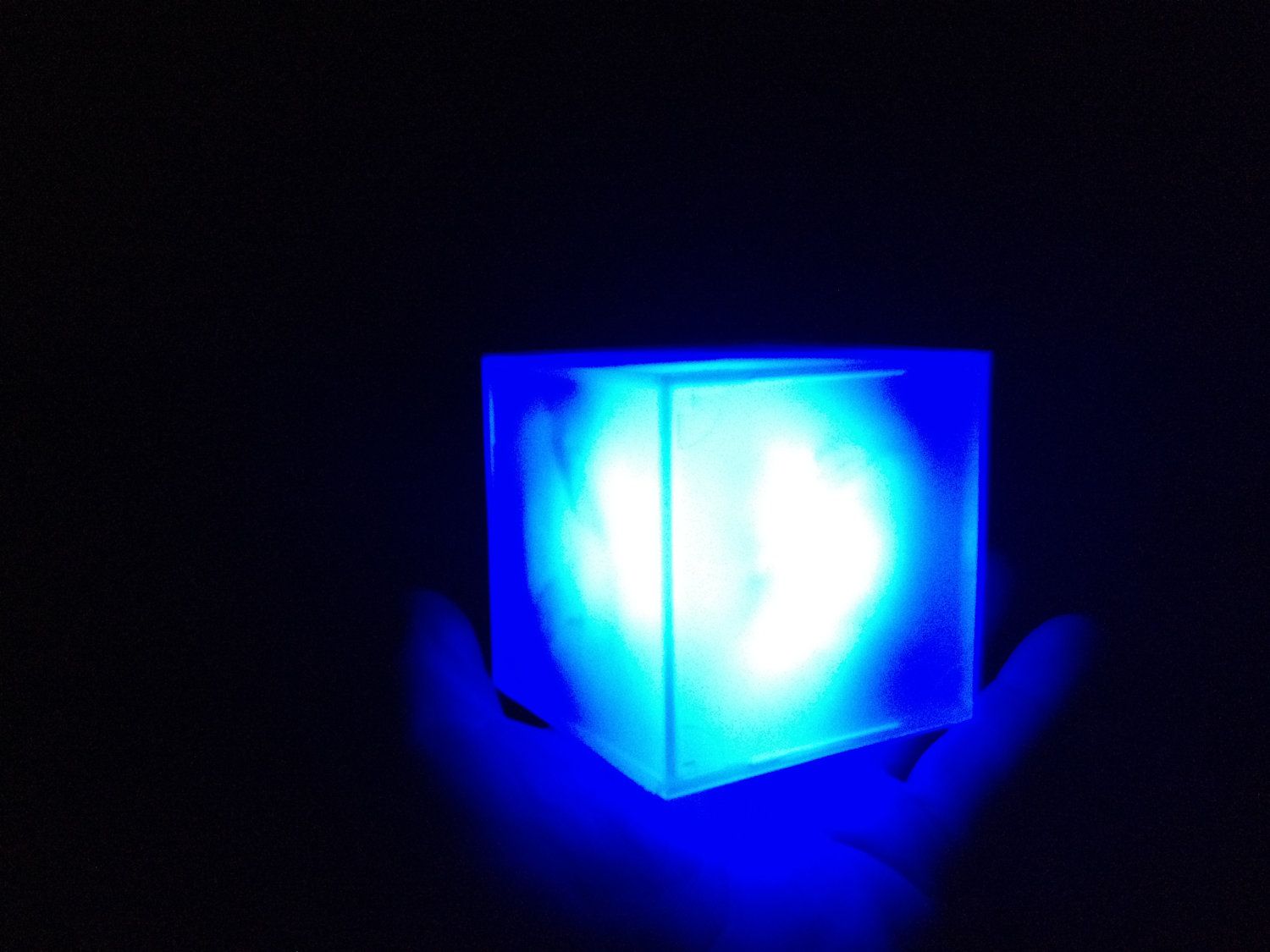 Handmade Tesseract / Cosmic Cube Prop from the by CosplayProps. Sign lighting, Avengers room decor, Chandelier art