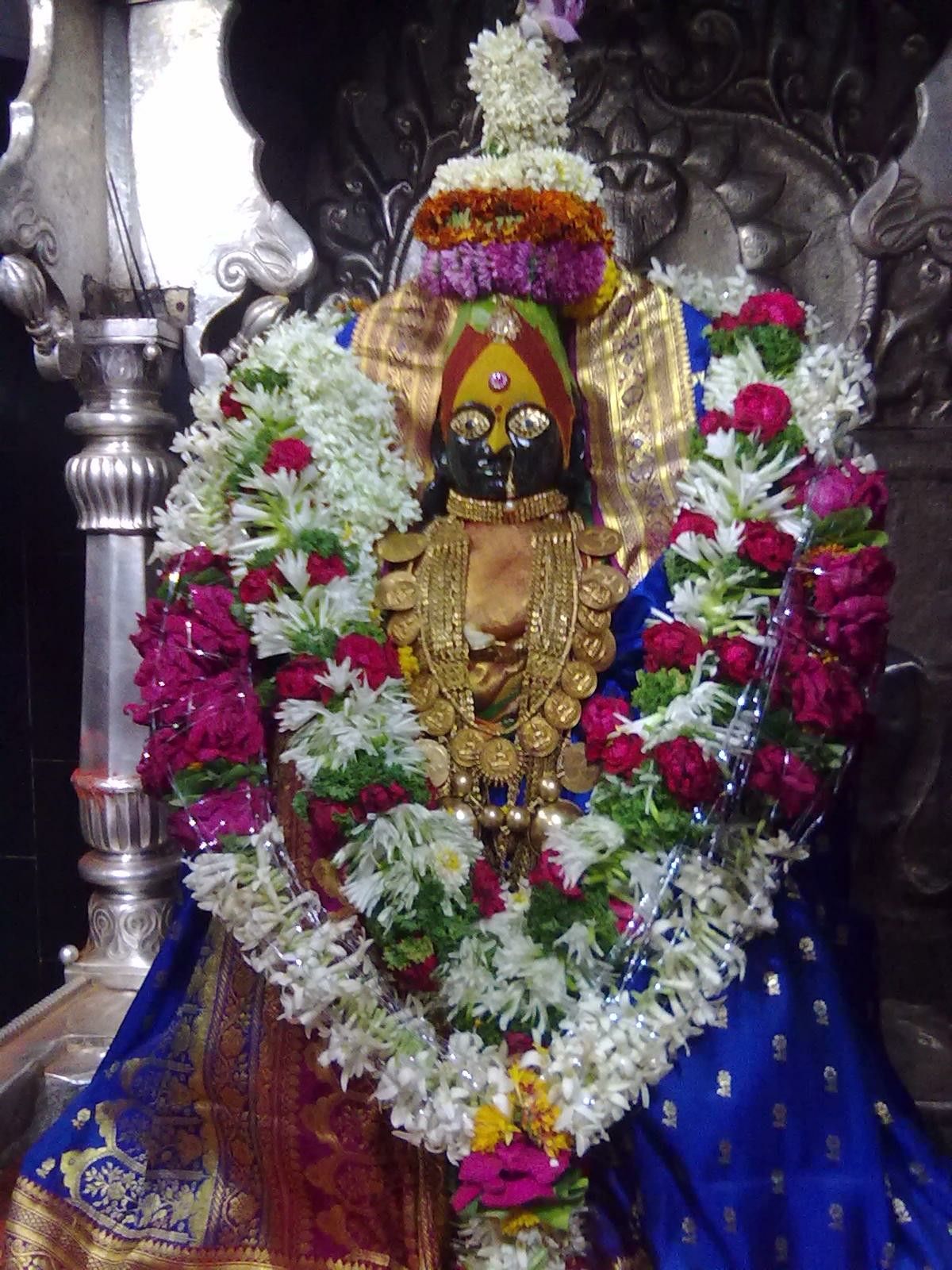 आई श्री तुळजा भवानी माता. Goddess decor, Hindu gods, Maa wallpaper