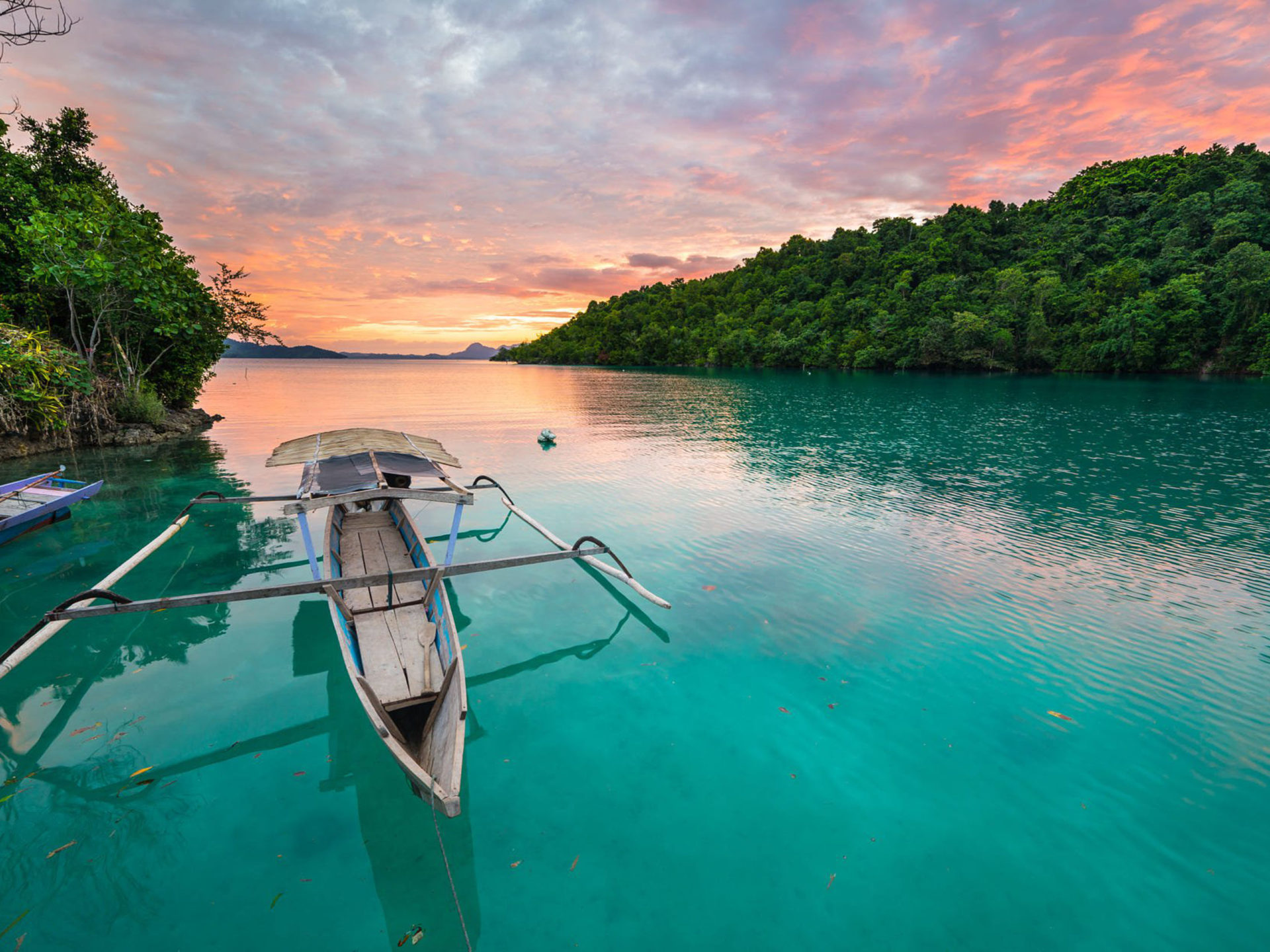 Sunset In Blue Lagoon In The Togean Islands Central Sulawesi Indonesia, Wallpaper13.com