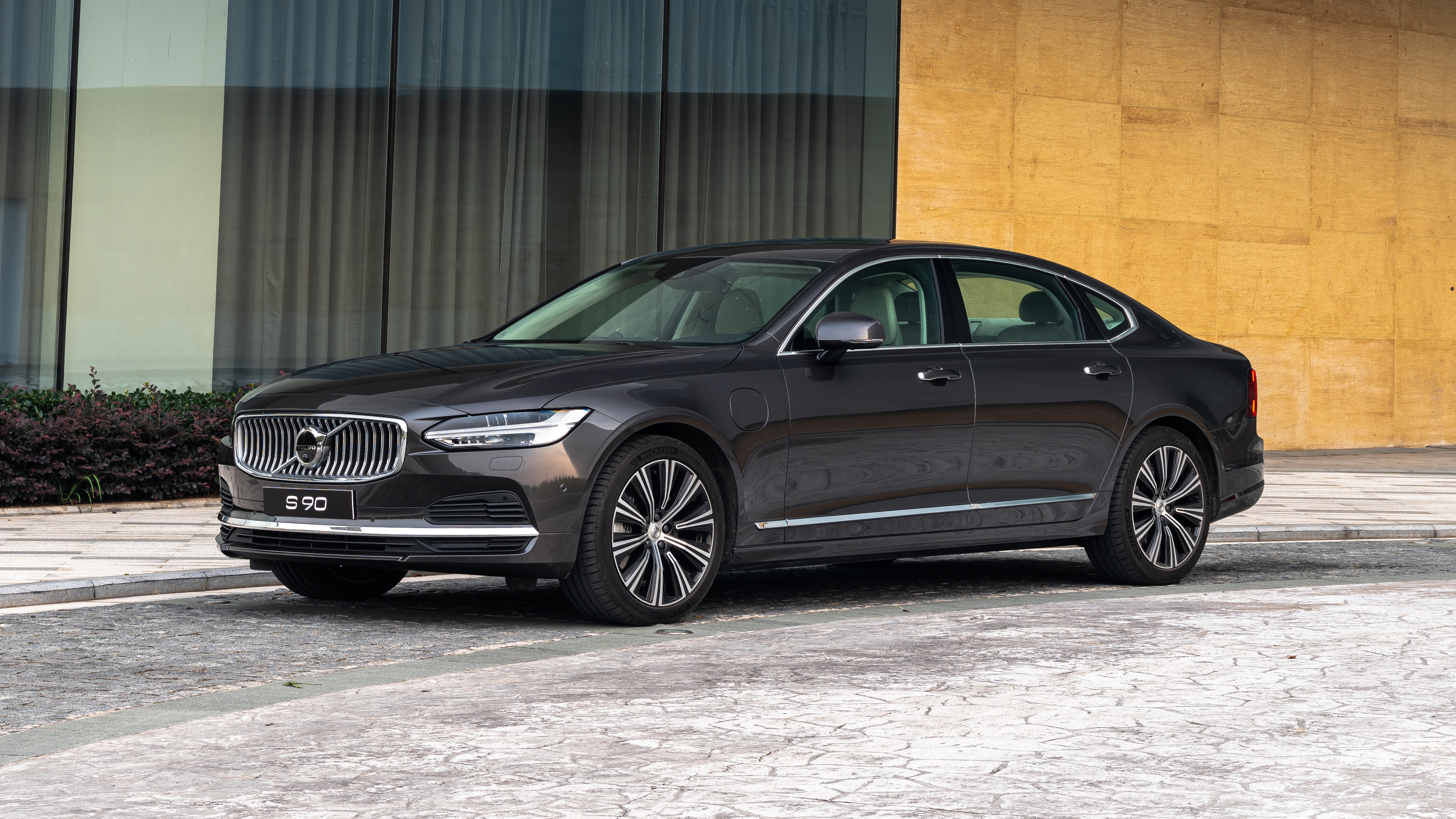 Volvo S90 T8 AWD Recharge Inscription 5K Wallpaper. HD Car Wallpaper