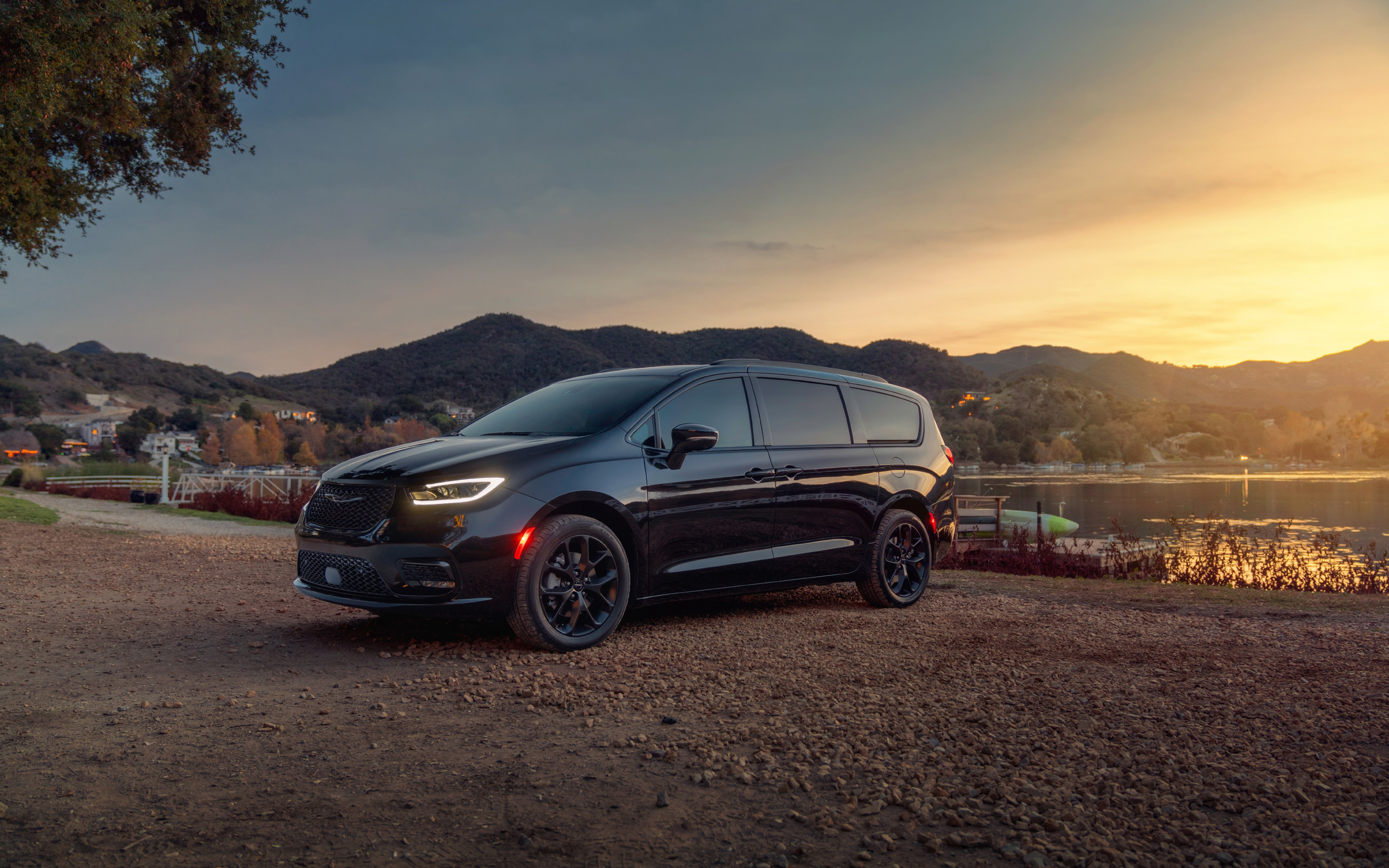 henderson chrysler dealership