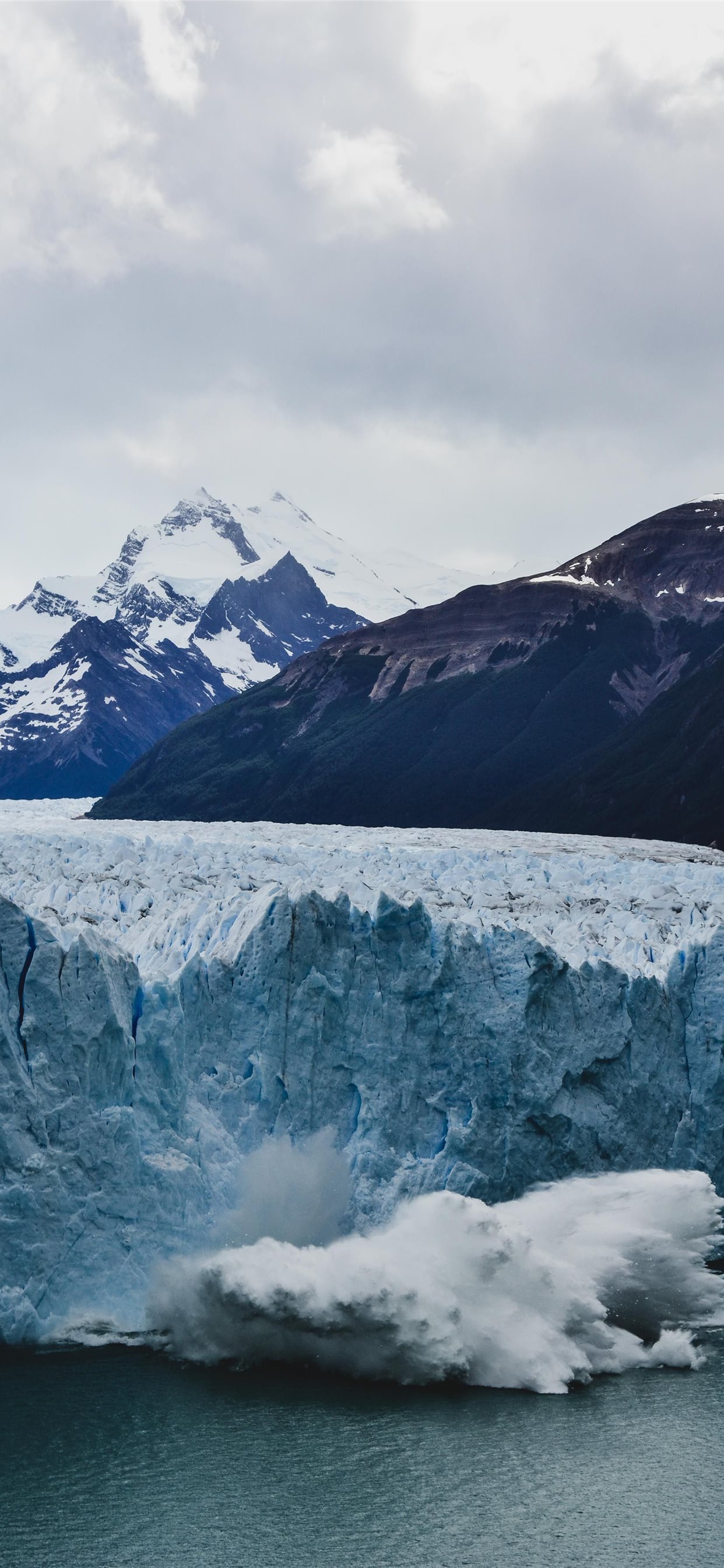 Perito Moreno Glacier Collapse Argentina matialons. iPhone 11 Wallpaper Free Download