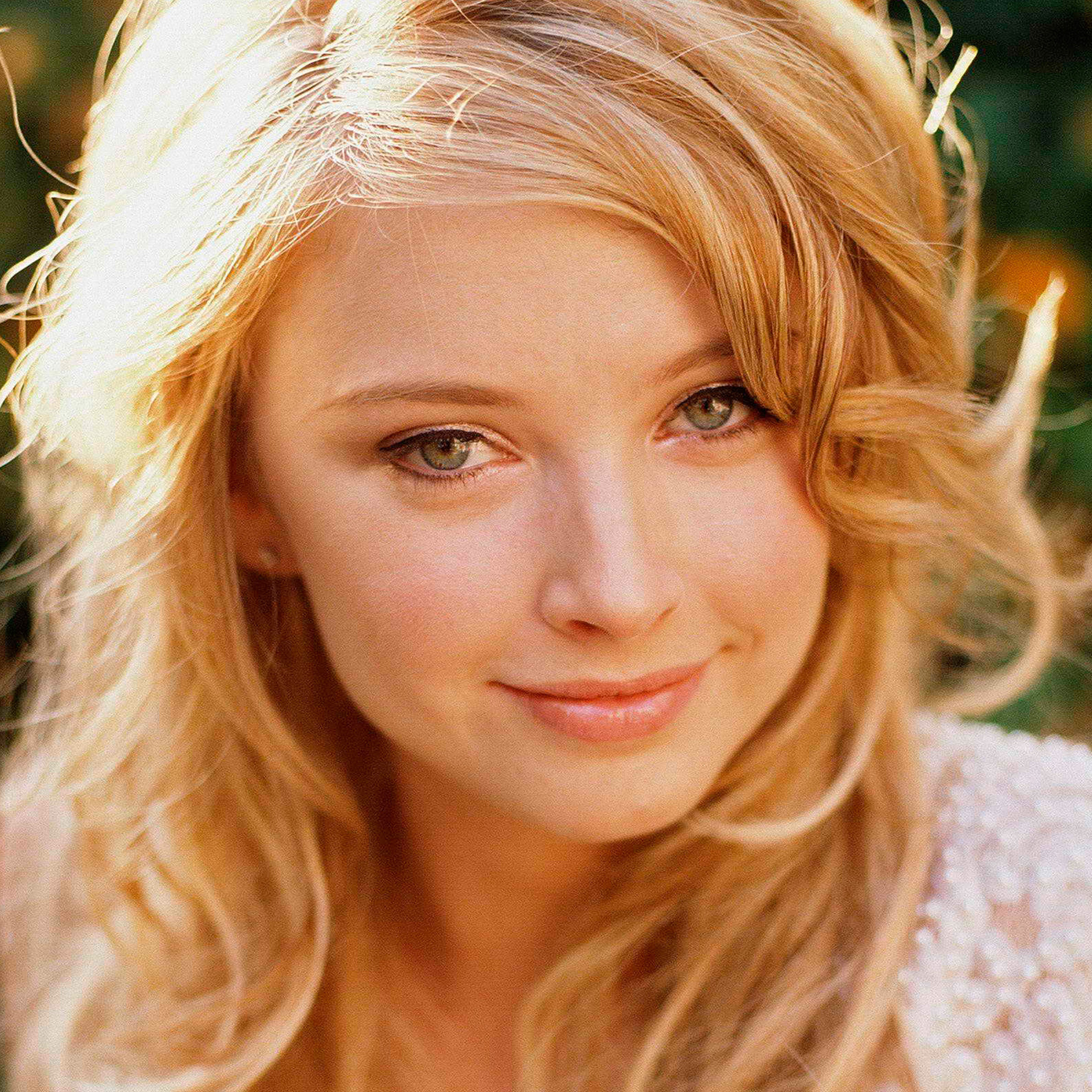 Elisabeth Harnois iPad Air HD 4k Wallpaper, Image, Background, Photo and Picture