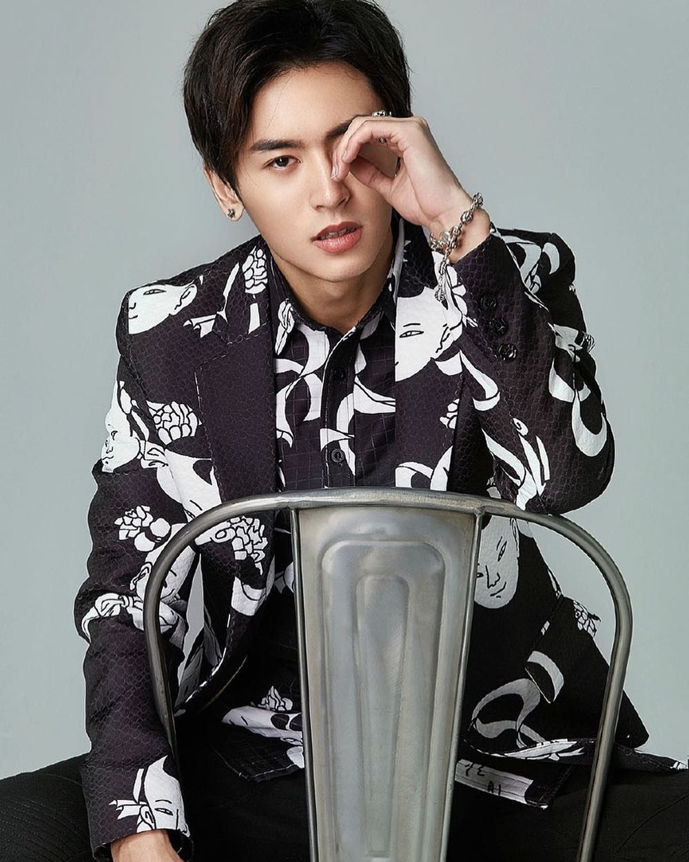 Zhang Zhehan ideas. chinese gender, actors, asian actors