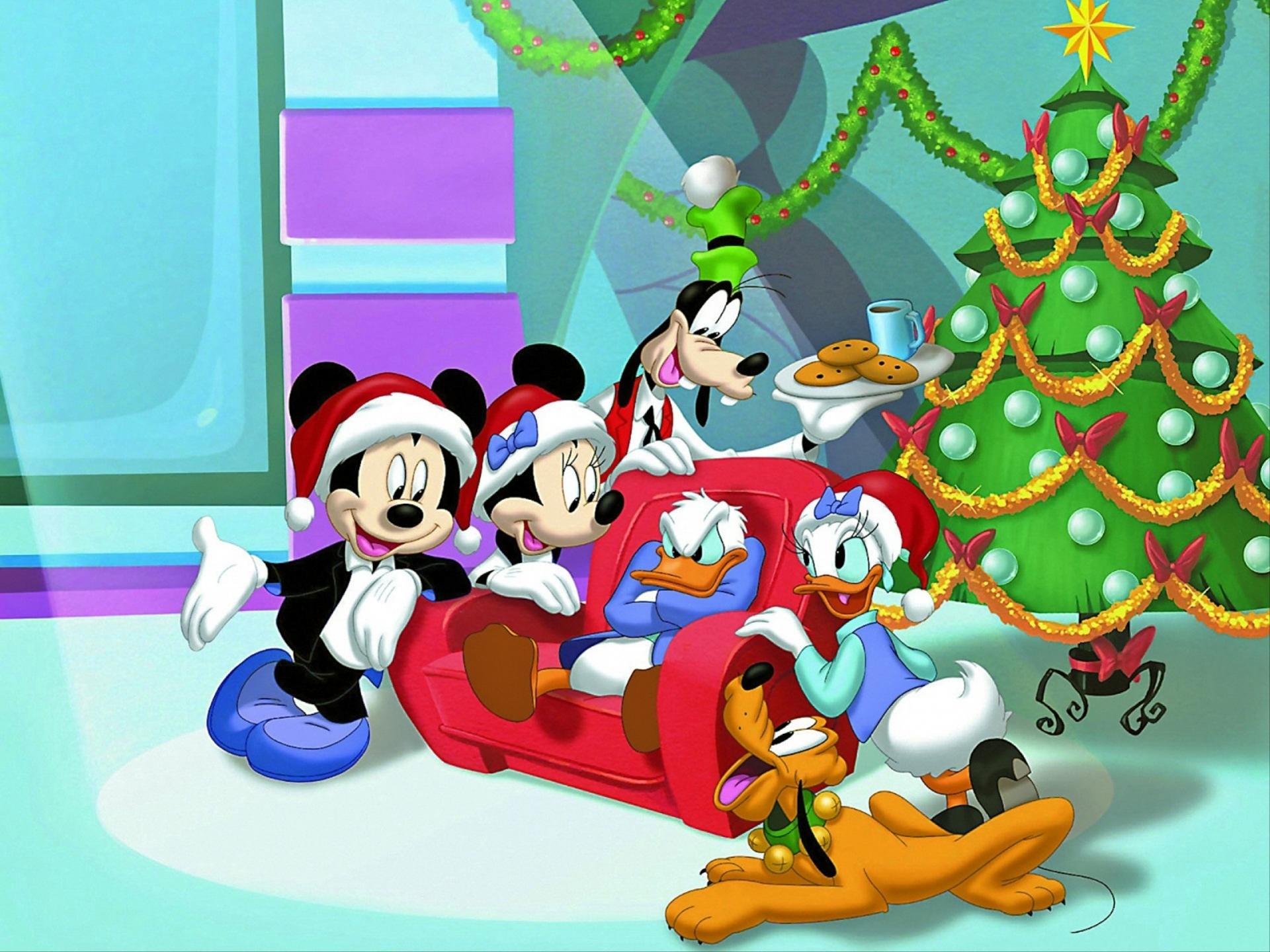 Mickey Mouse And Friends Wallpaper HD Download