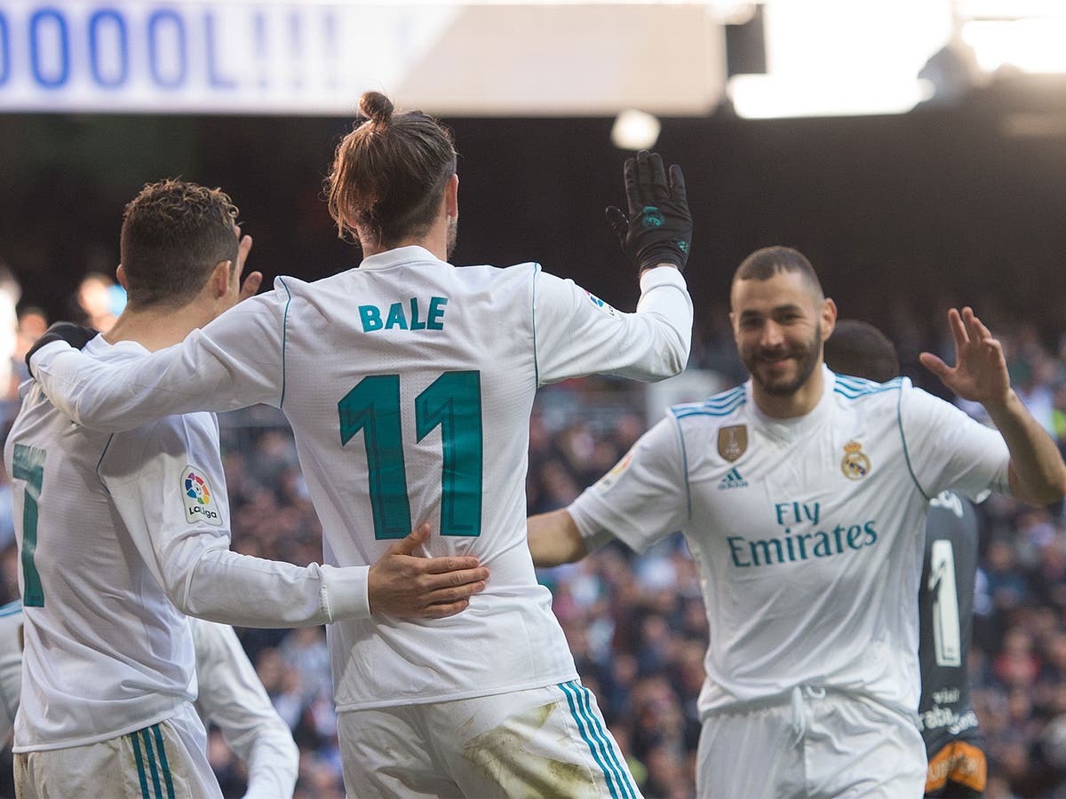 Cristiano Ronaldo Scores Twice But Leaves Last Minute Penalty To Karim Benzema As Real Madrid Rout Alaves