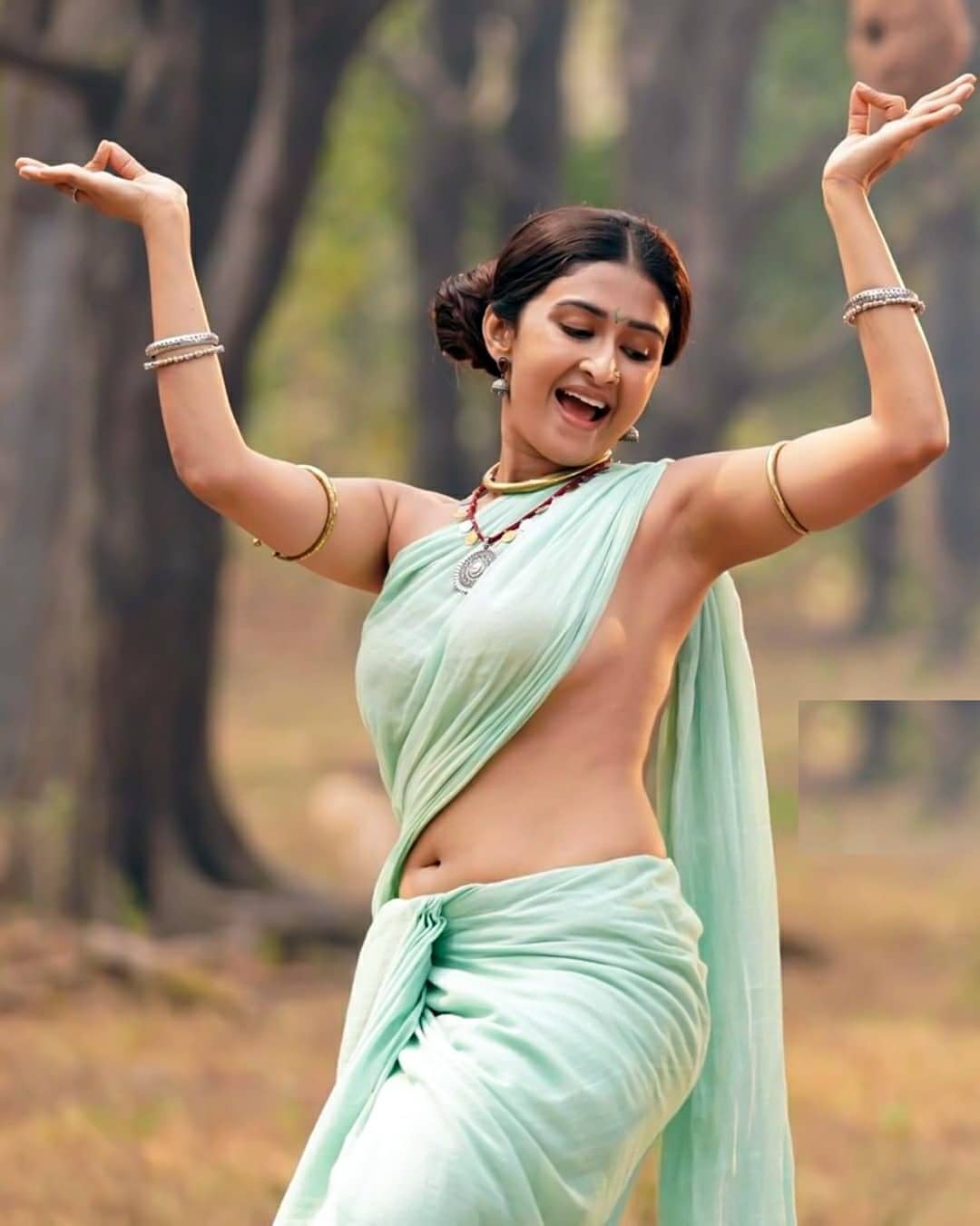 Farnaz Shetty: SuperModelIndia