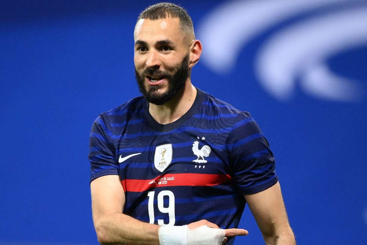 Benzema is one of the best No. 9s' admits Germany wary of 'extremely dangerous' France forward line
