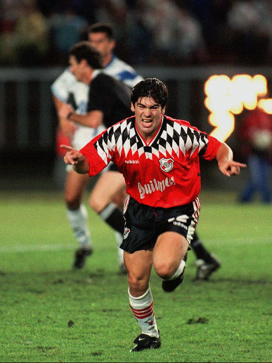 O chileno Marcelo Salas viveu grande momento com a camisa da Lazio