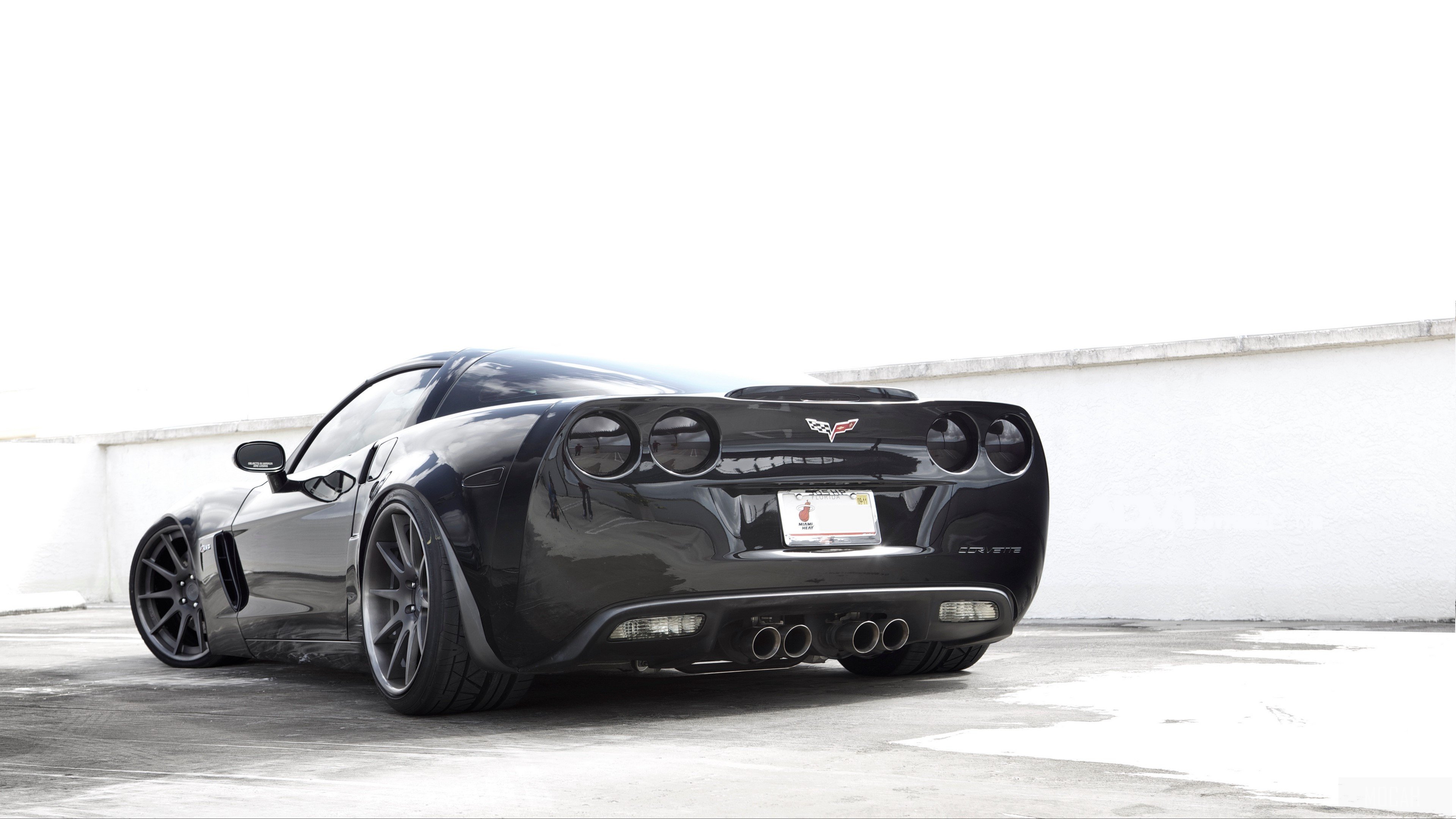 20 Chevrolet Corvette C6 HD Wallpapers and Backgrounds