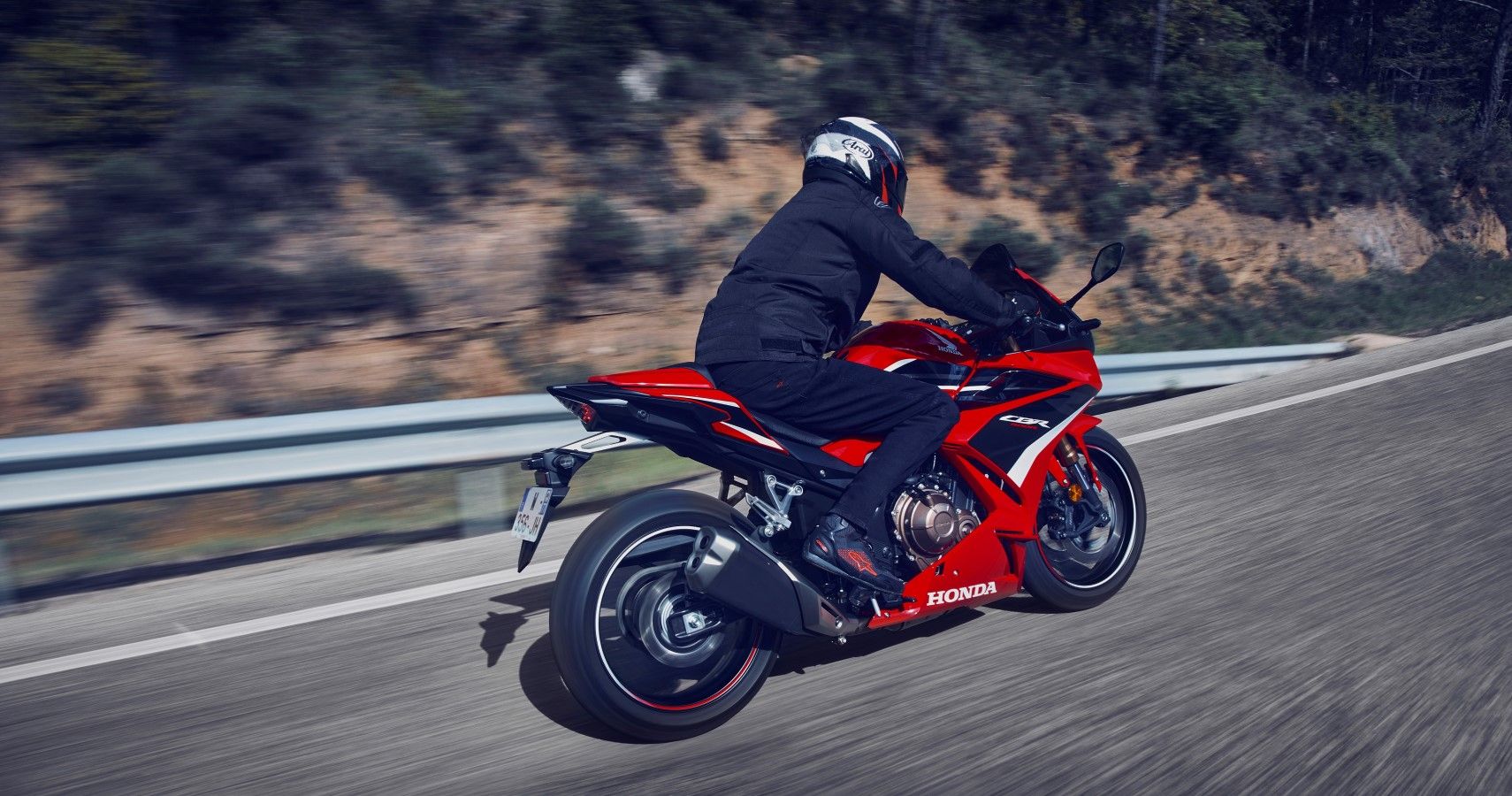 The Baby Blade: Everything You Need To Know About The 2022 Honda CBR500R