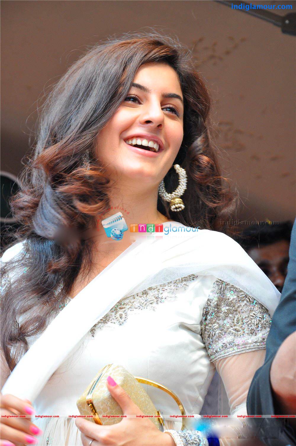 Isha Talwar Actress HD Photo, Image, Pics And Stills Indiglamour.com