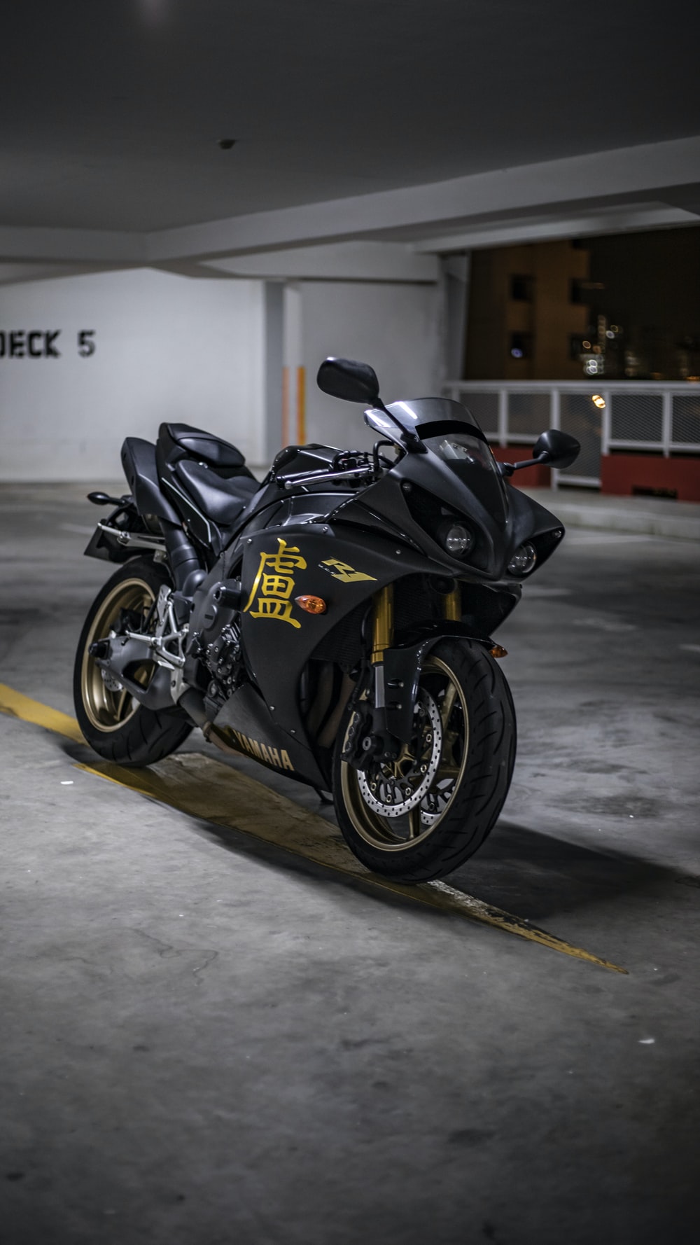 Yamaha R1 Picture. Download Free Image