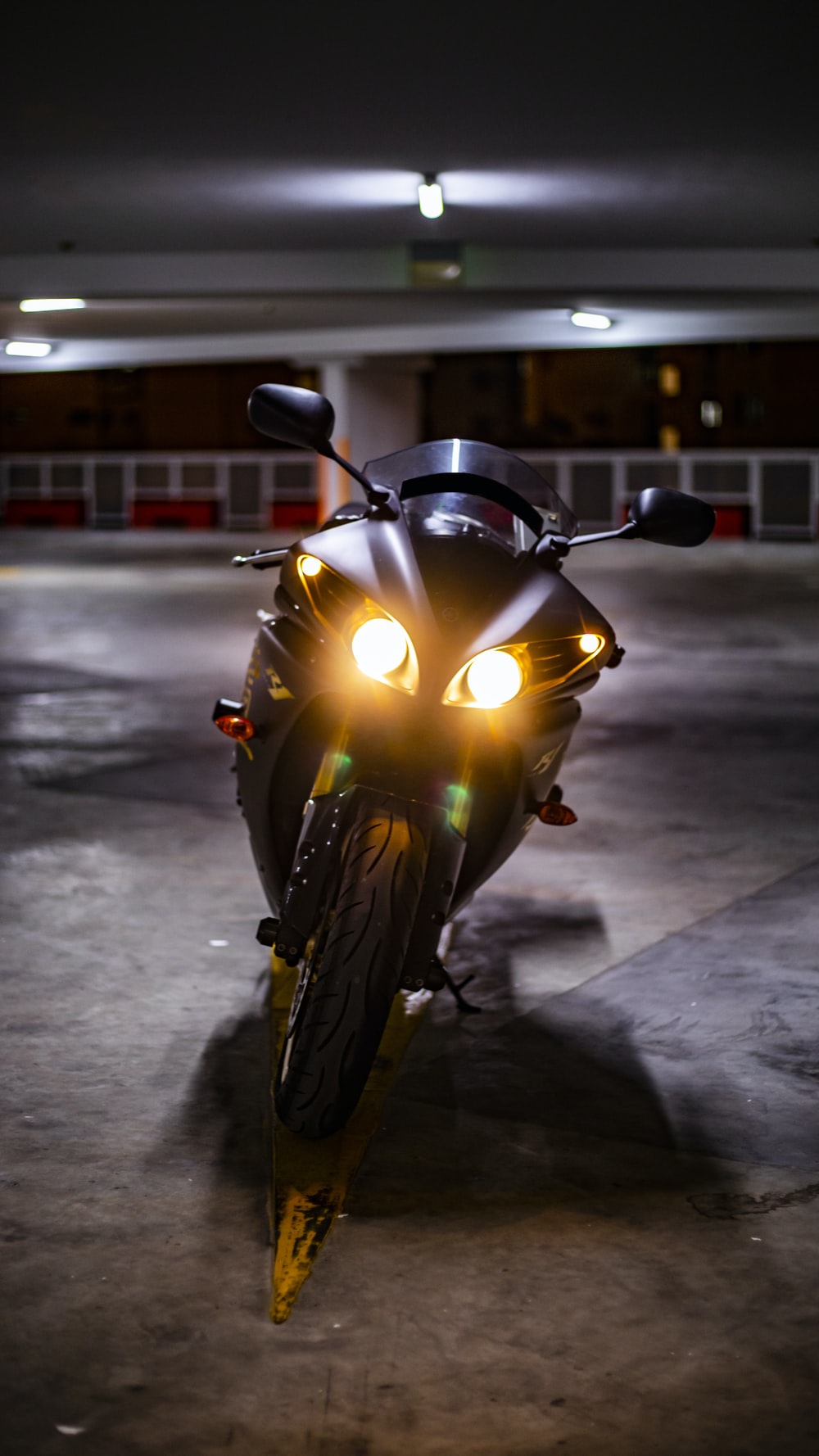 Yamaha R1 iPhone Wallpapers - Wallpaper Cave