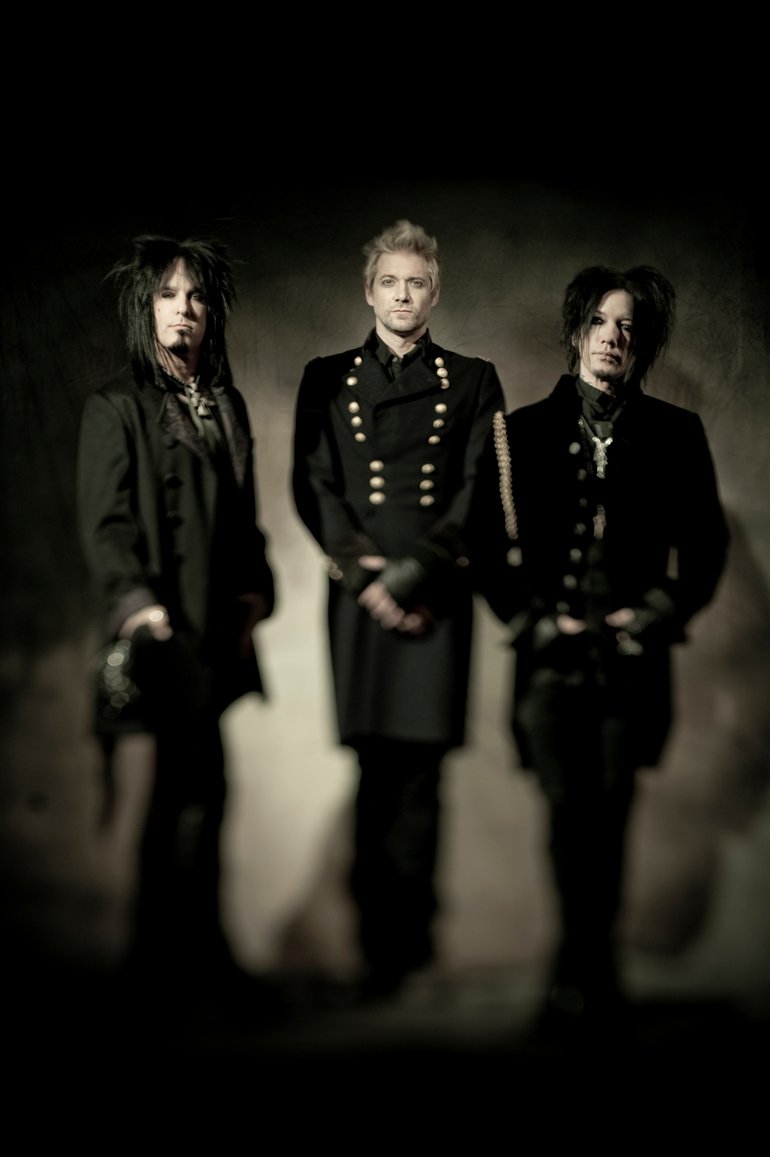Sixx:A.M. Photo (3 of 37)