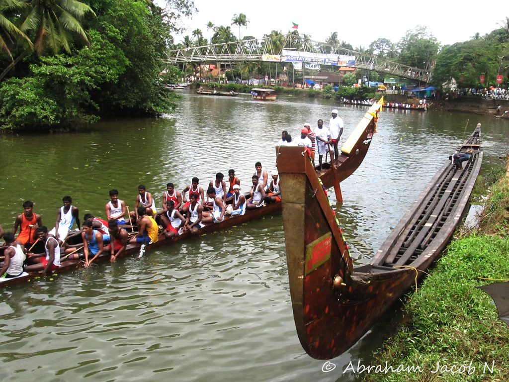Kottayam boat race 2014 # 5. SNAKE BOAT / CHUNDAN VALLAM 11