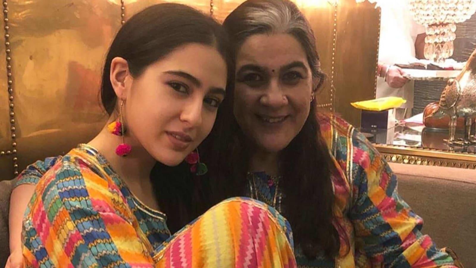 Sara Ali Khan shares throwback pic of mom Amrita Singh, their resemblance is uncanny