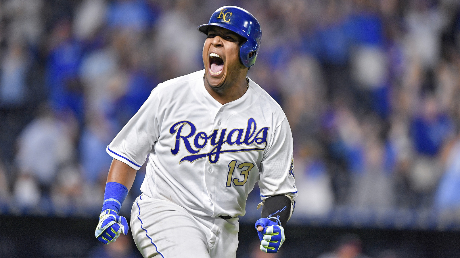 12,983 Royals Salvador Perez Stock Photos, High-Res Pictures, and