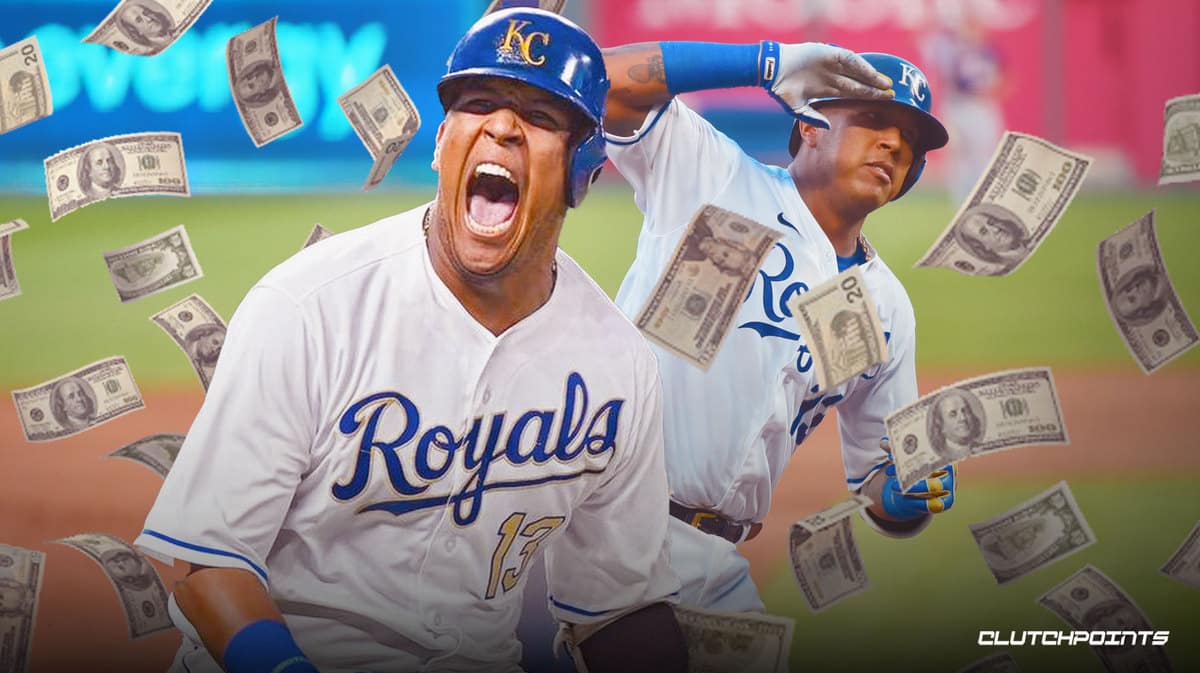 Royals news: Salvador Perez makes franchise history with $82 million deal