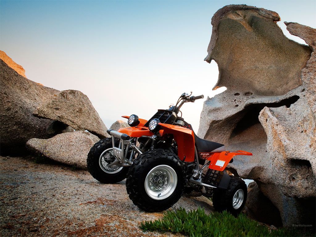 Yamaha Banshee Wallpaper