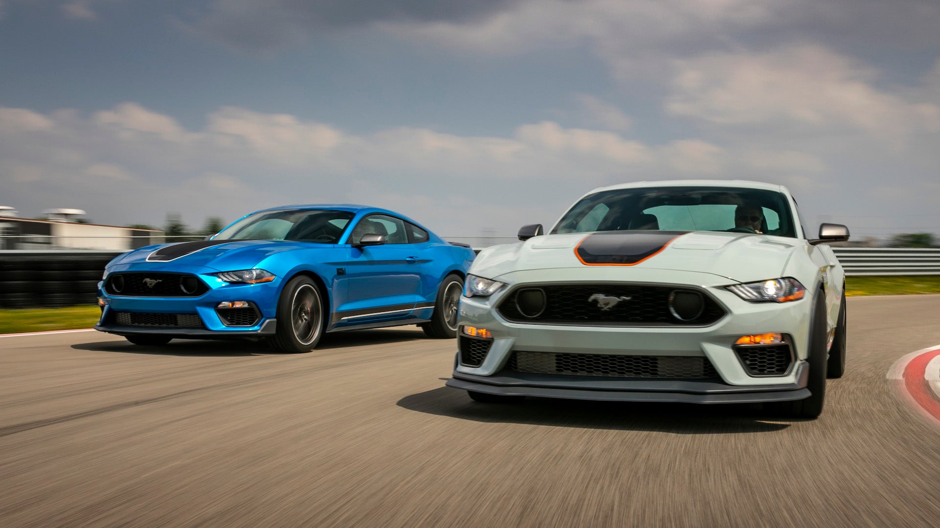 2022 Ford Mustang's 5.0L V8 Down 10 HP to Meet Emissions Standards
