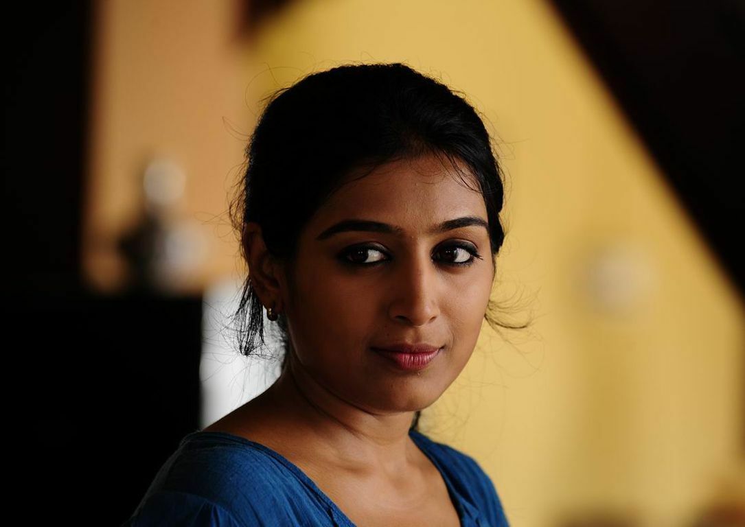 Padmani Janakiraman wallpaper [DOWNLOAD FREE]